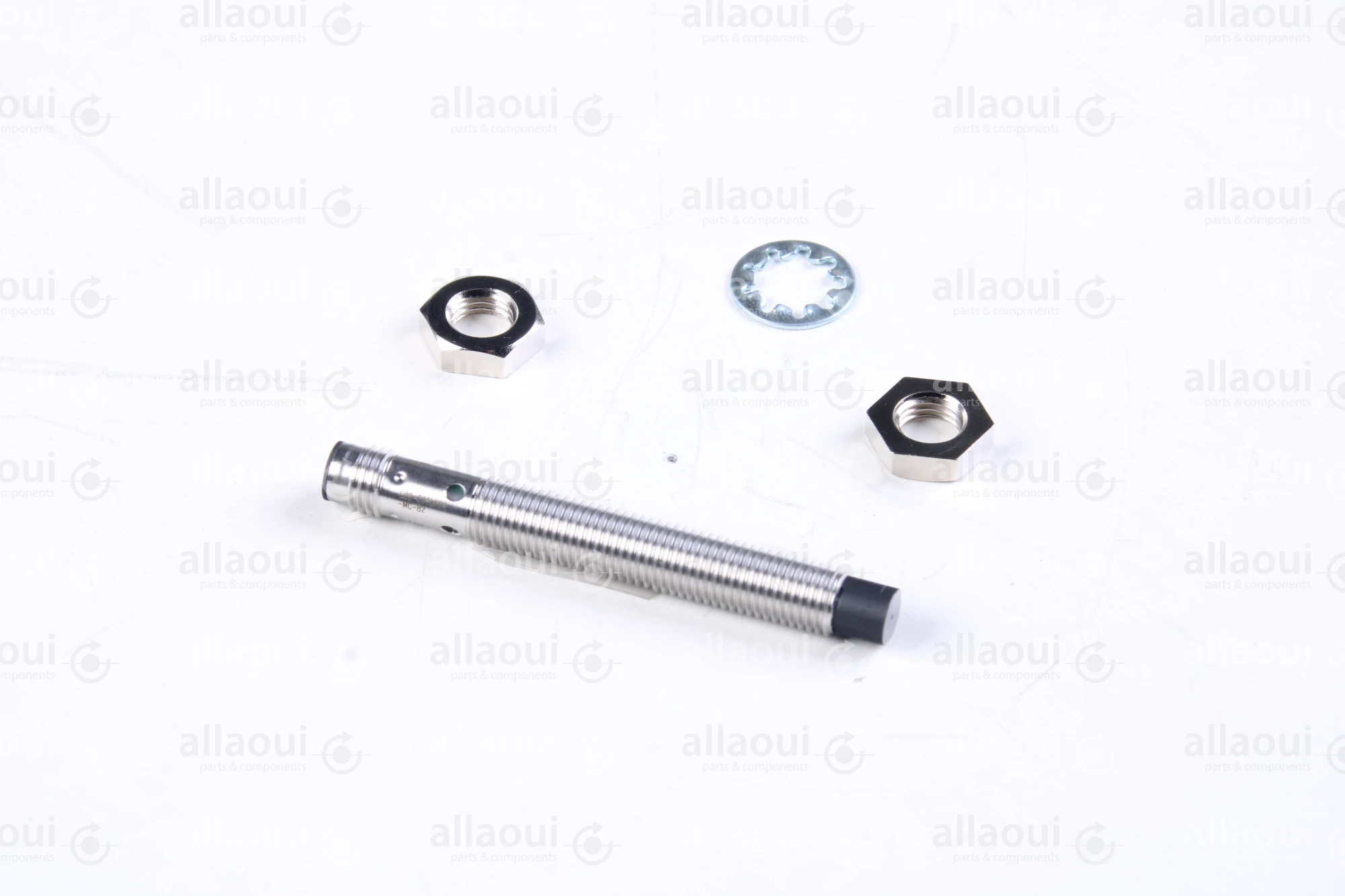 Omron Inductive Sensor E2B-S08LN04-MC-B2 Omron Inductive Sensor E2B-S08LN04-MC-B2