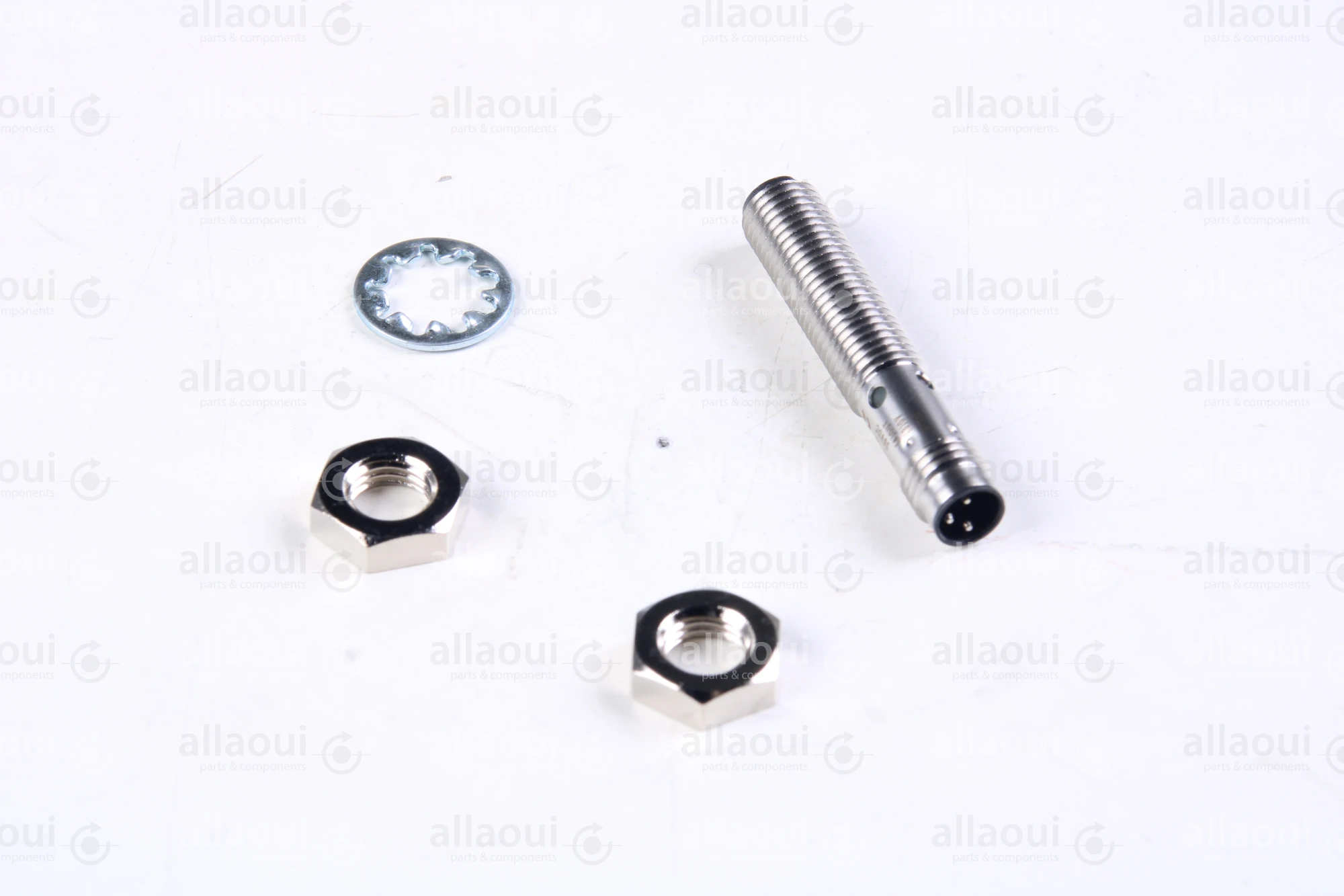 Omron Proximity Sensor E2B-S08KS-MC-B2 Omron Proximity Sensor E2B-S08KS-MC-B2