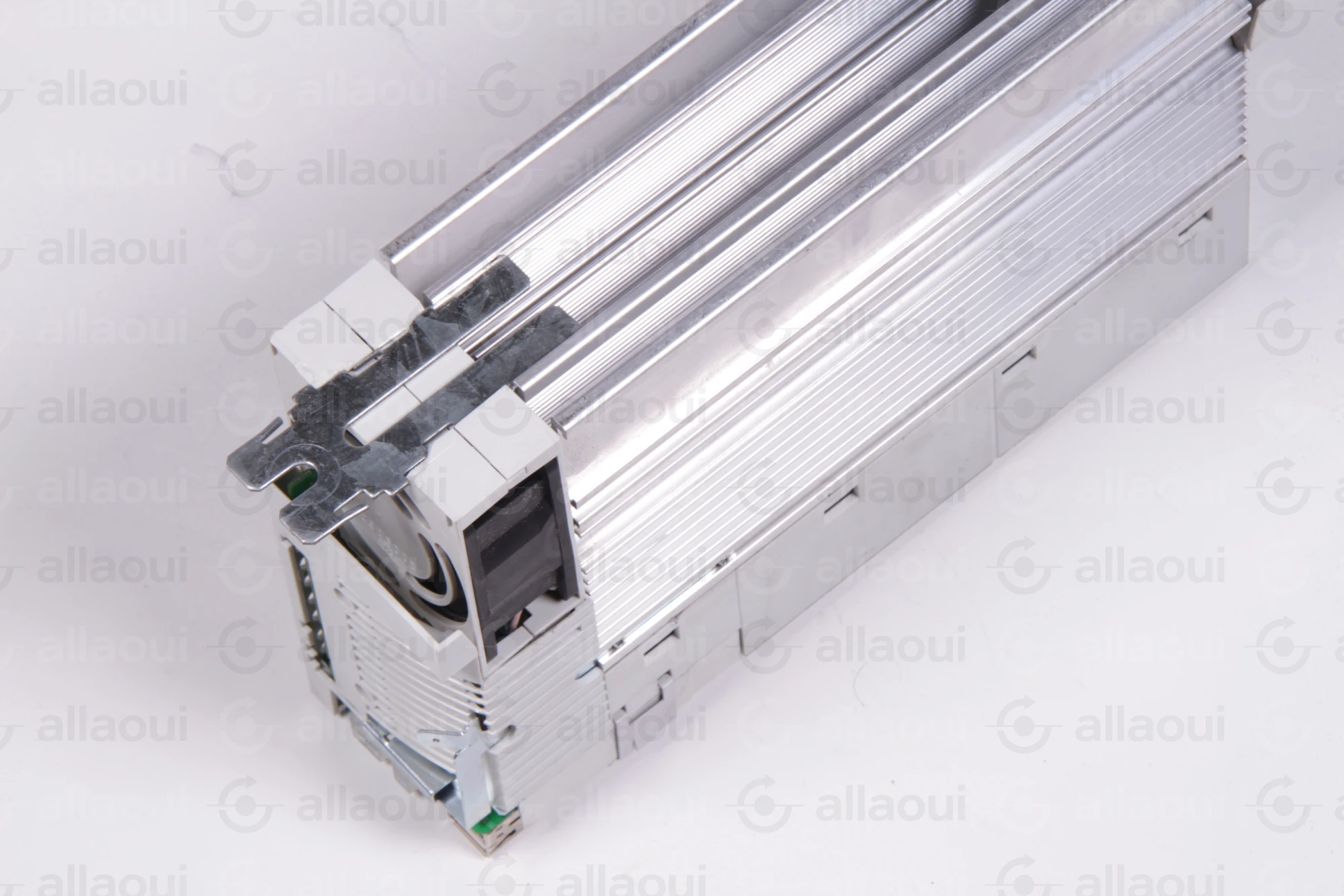 Lenze Frequency Converter 8200 Vector E82EV152_2C000 Lenze Frequency Converter 8200 Vector E82EV152_2C000