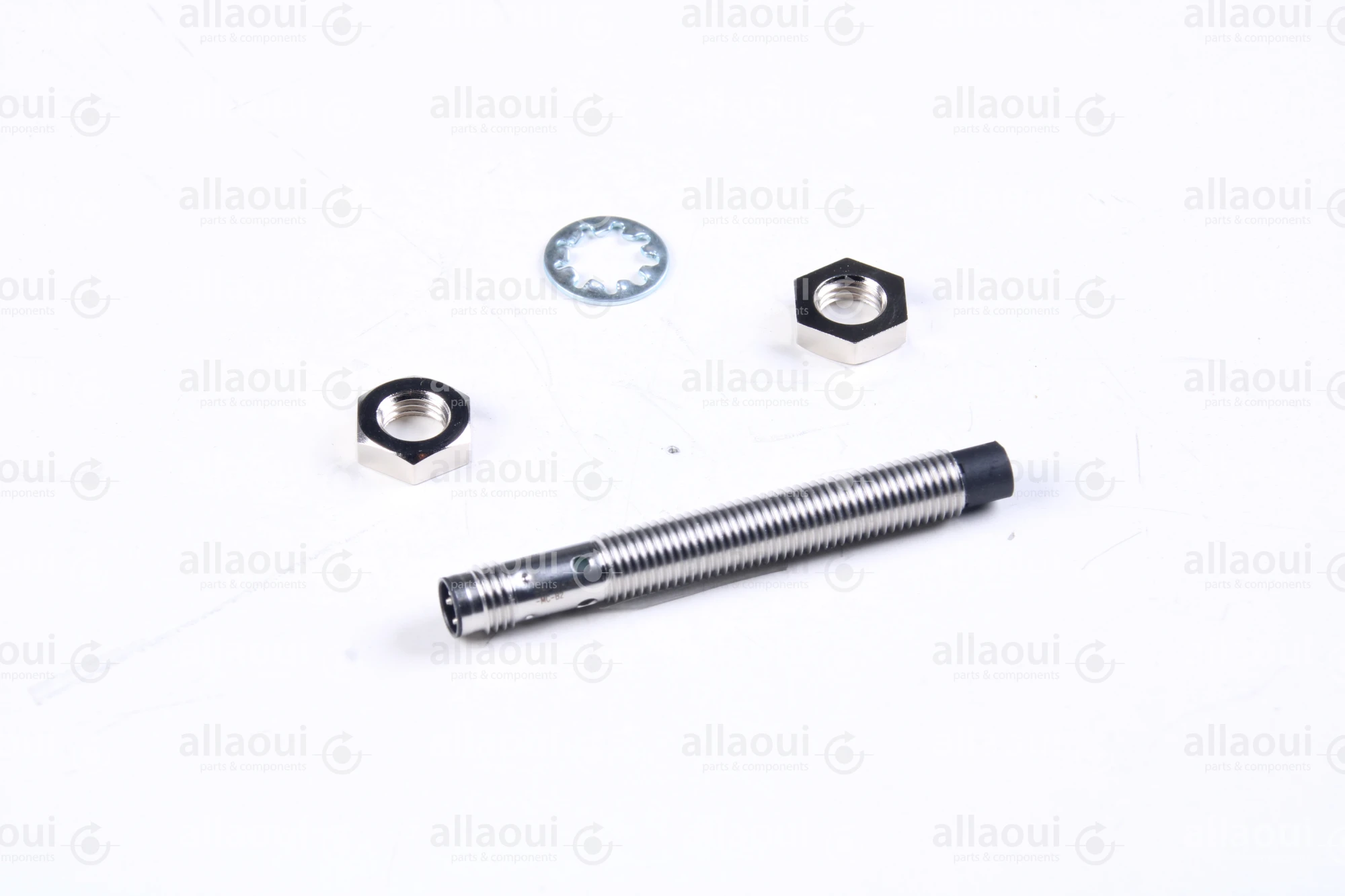 Omron Inductive Sensor E2B-S08LN04-MC-B2 Omron Inductive Sensor E2B-S08LN04-MC-B2