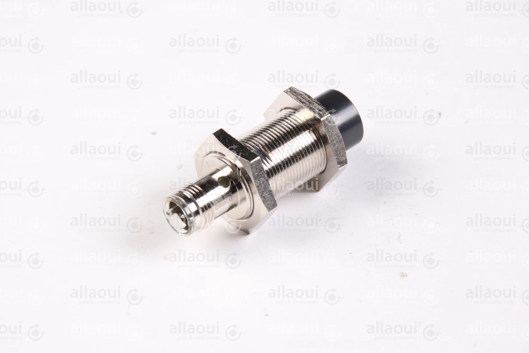 Omron Proximity Sensor E2A-M18KN16-M1-B1 Omron Proximity Sensor E2A-M18KN16-M1-B1