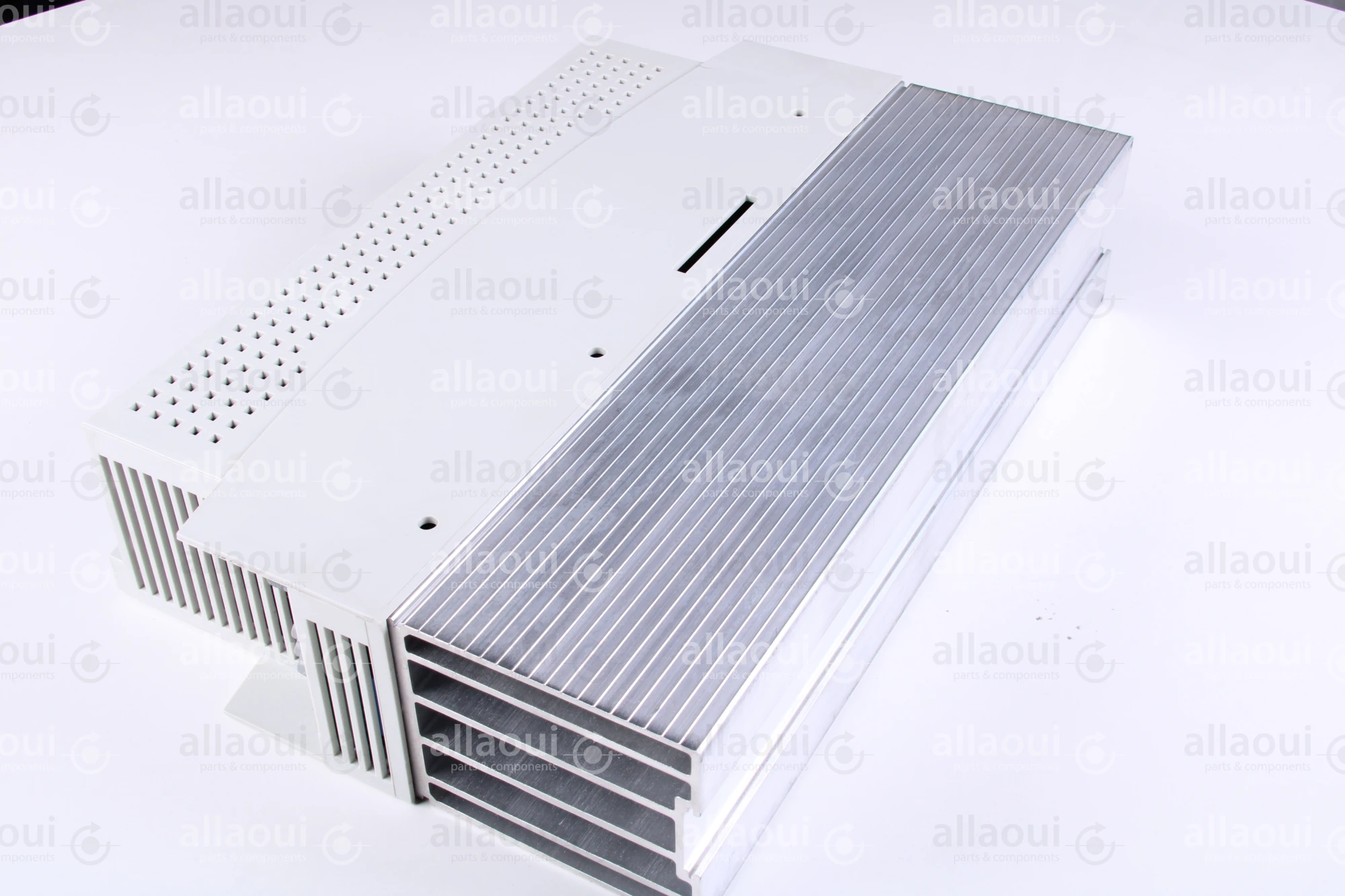 Lenze Frequency Converter EVS9322-ES EVS9322-ES Lenze Frequency Converter EVS9322-ES EVS9322-ES