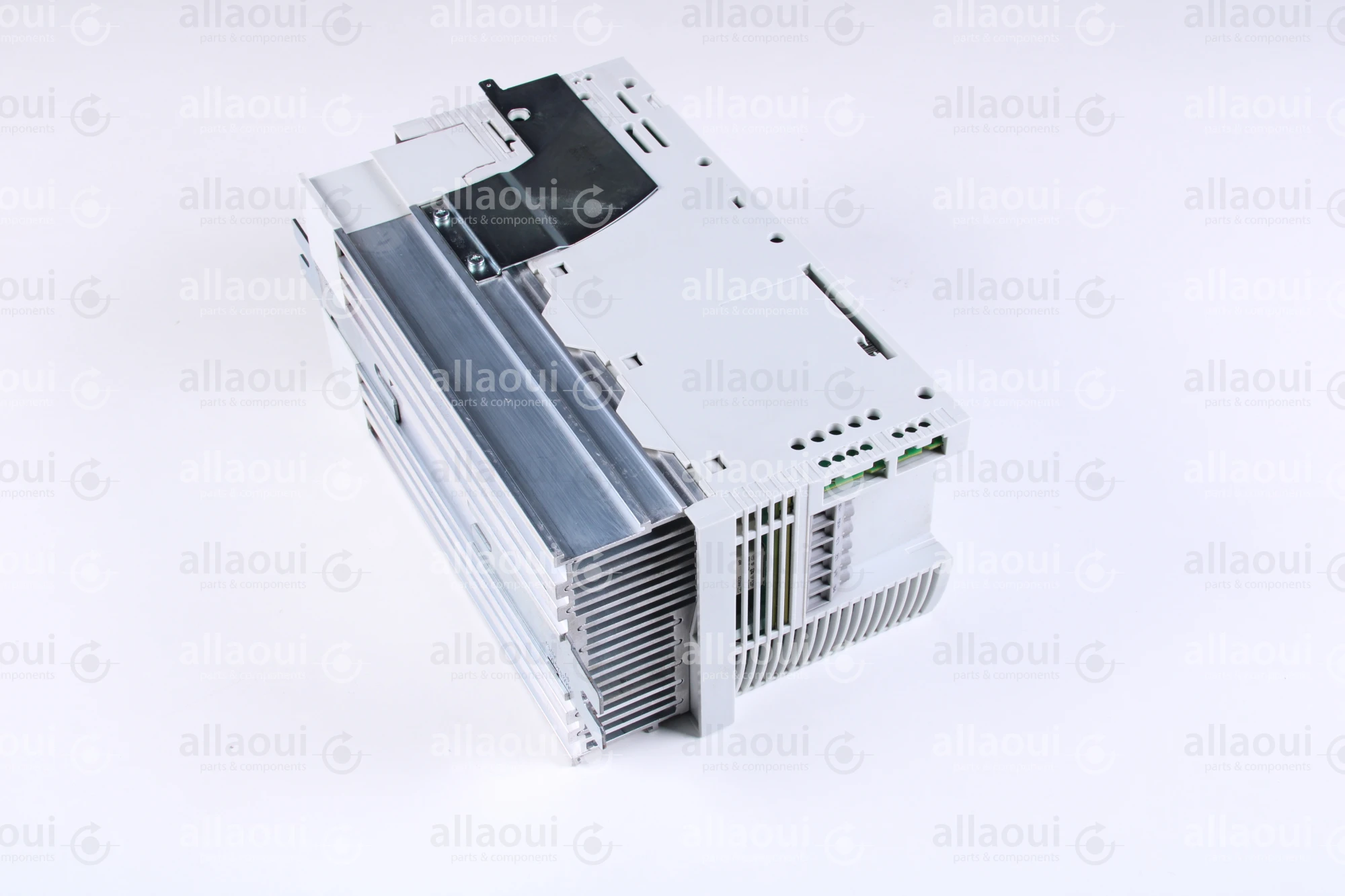 Lenze Frequency Converter E82EV302_4C