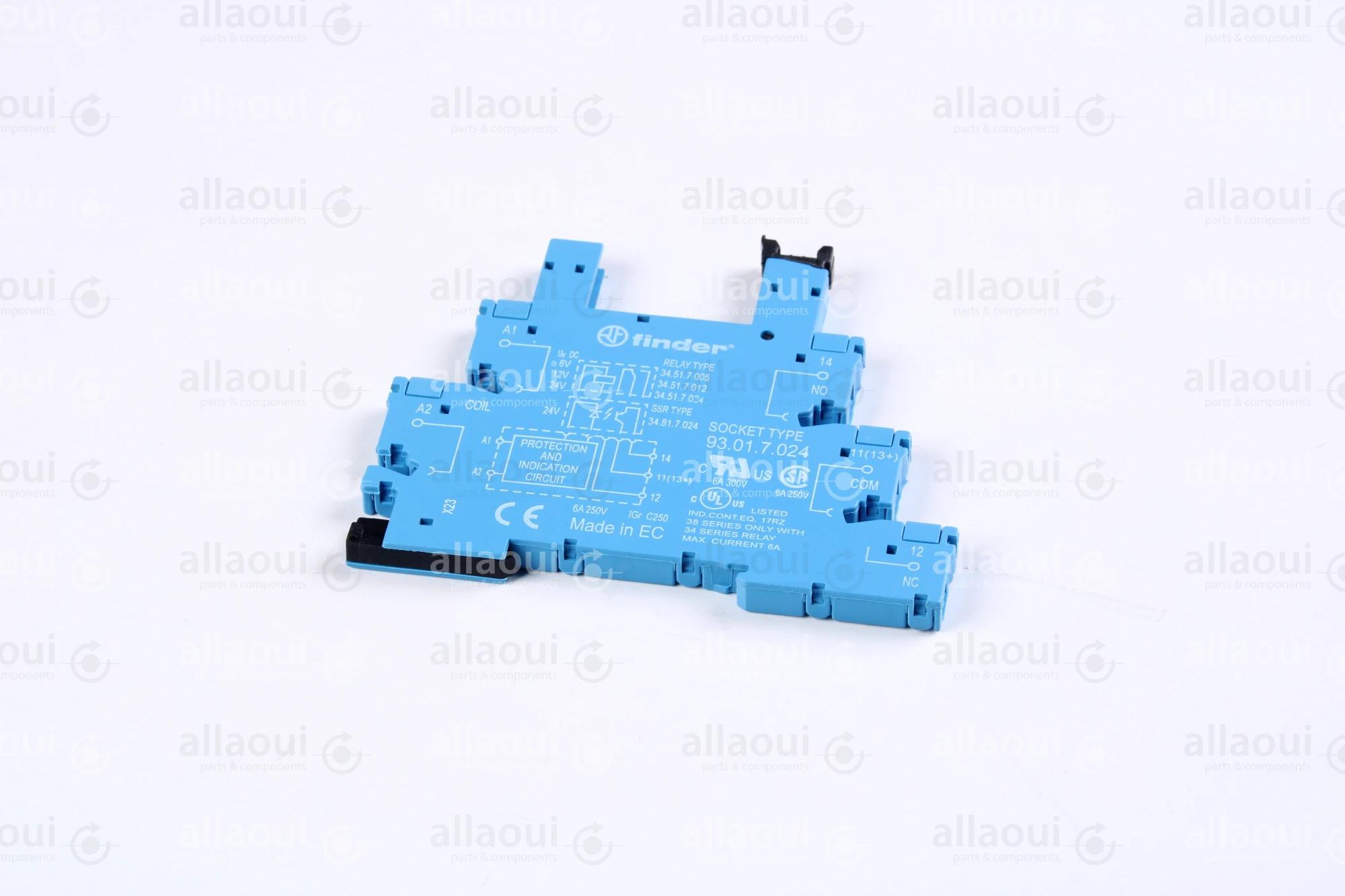 Finder Relay socket with retaining bracket 93.01.7.024 Finder Relay socket with retaining bracket 93.01.7.024