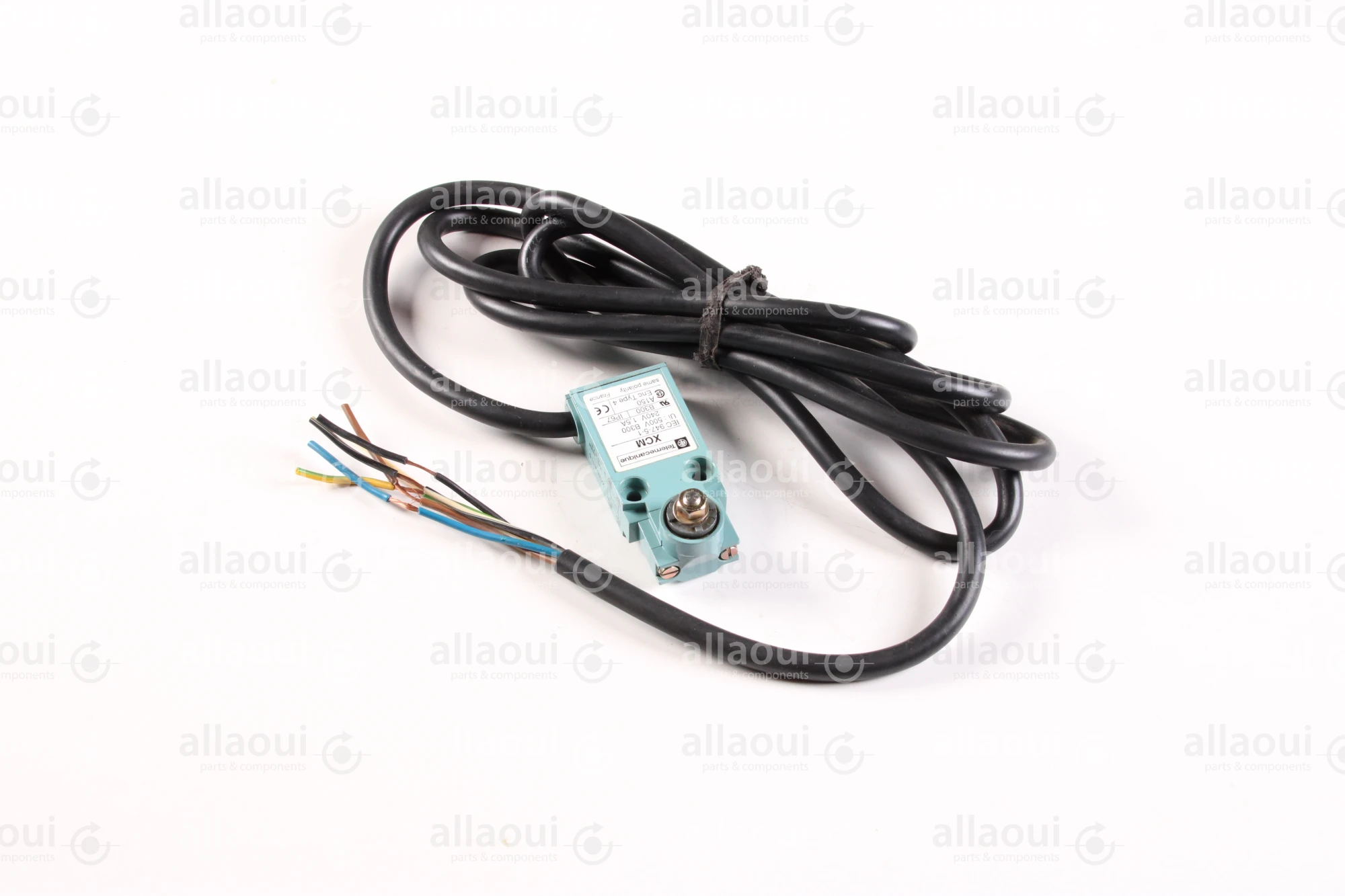 Telemecanique Limit Switch Enc with 1 mt Cabling XCM IEC-947-5-1 Telemecanique Limit Switch Enc with 1 mt Cabling XCM IEC-947-5-1