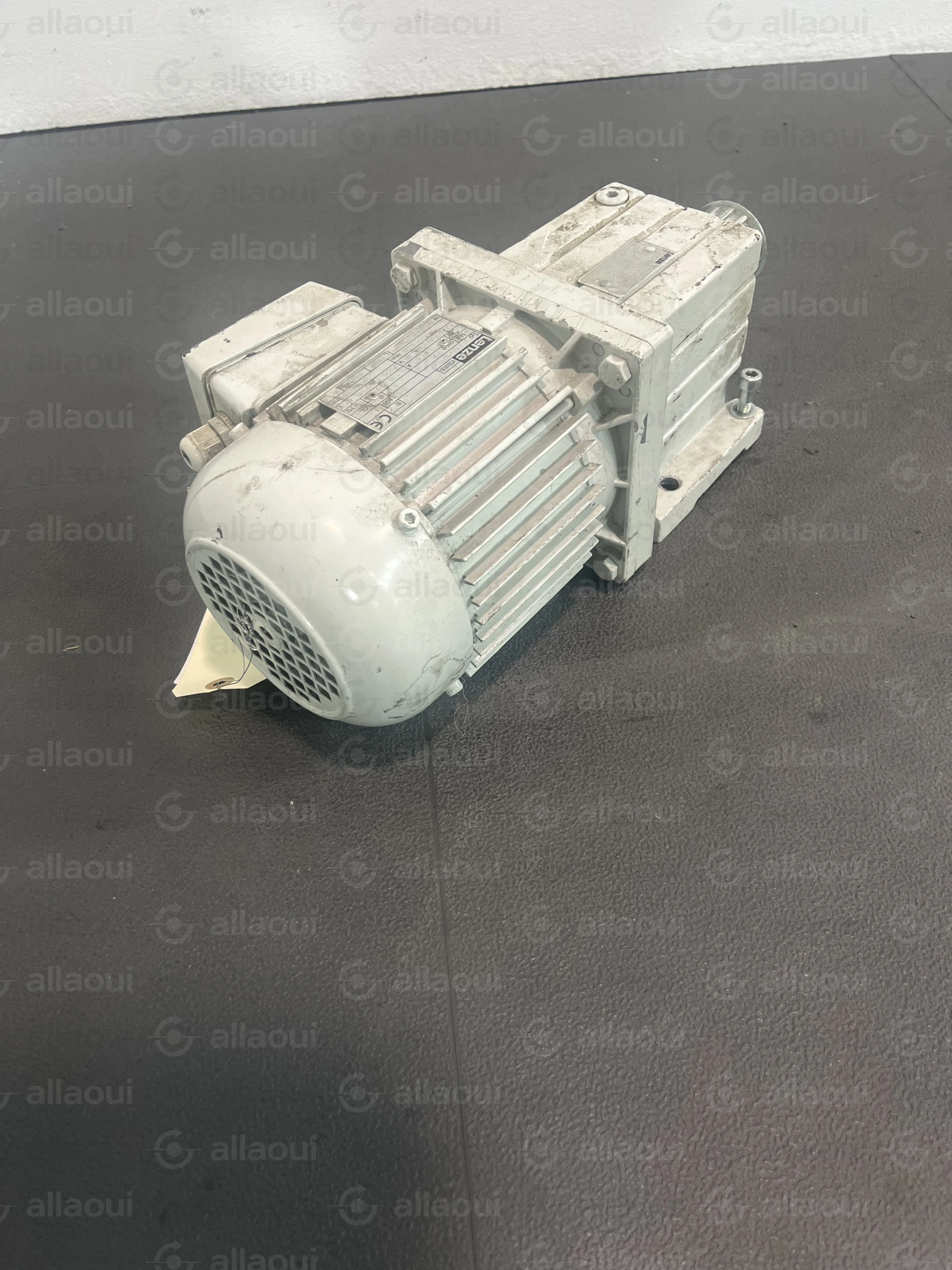 Lenze Motor DERAXX 071-32 Lenze Motor DERAXX 071-32