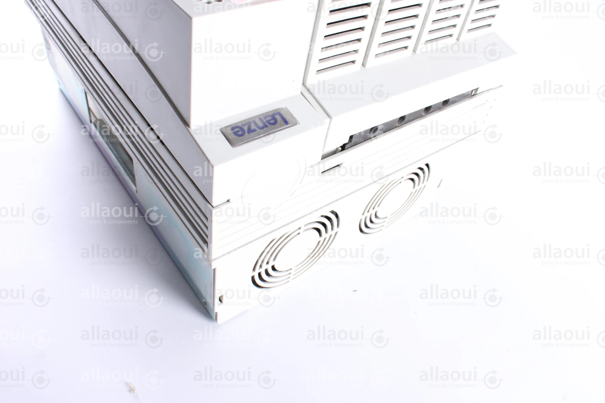 Lenze Frequency Converter EVF9327-EVV004 Lenze Frequency Converter EVF9327-EVV004