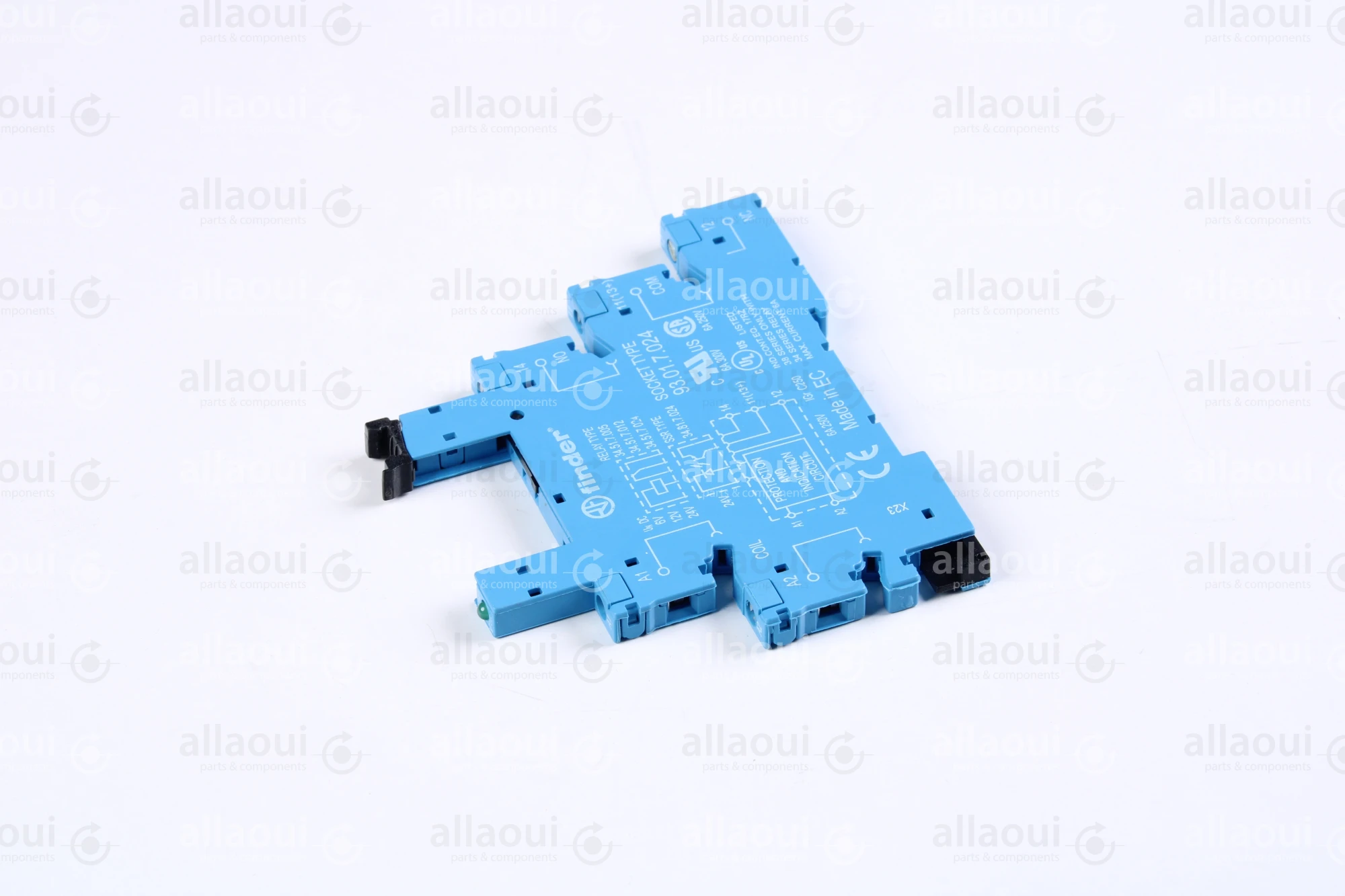 Finder Relay socket with retaining bracket 93.01.7.024 Finder Relay socket with retaining bracket 93.01.7.024