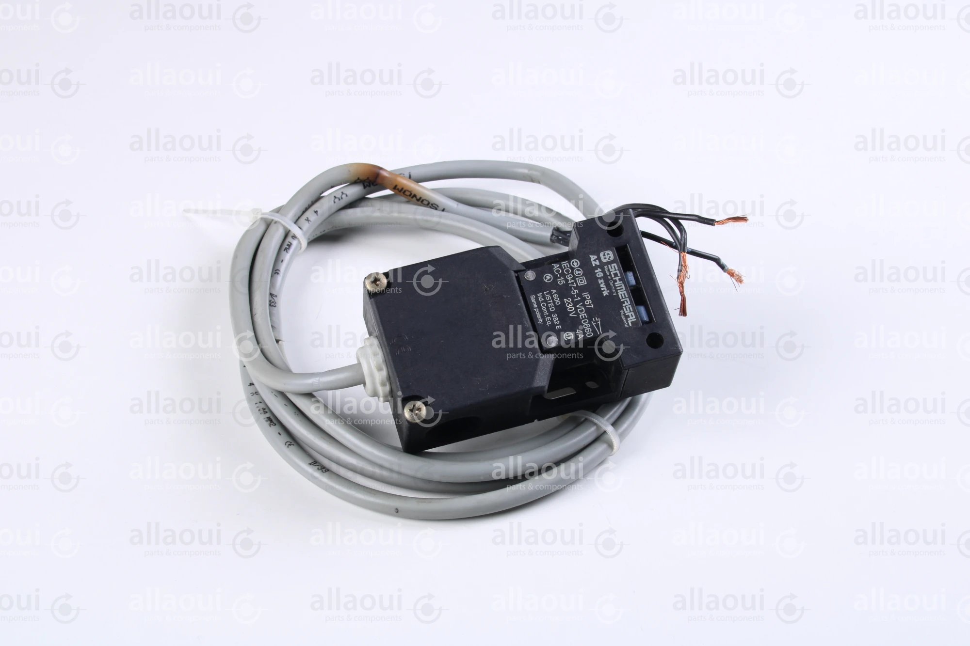 Schmersal Safety Switch + Control Cable AZ16ZVRK Schmersal Safety Switch + Control Cable AZ16ZVRK