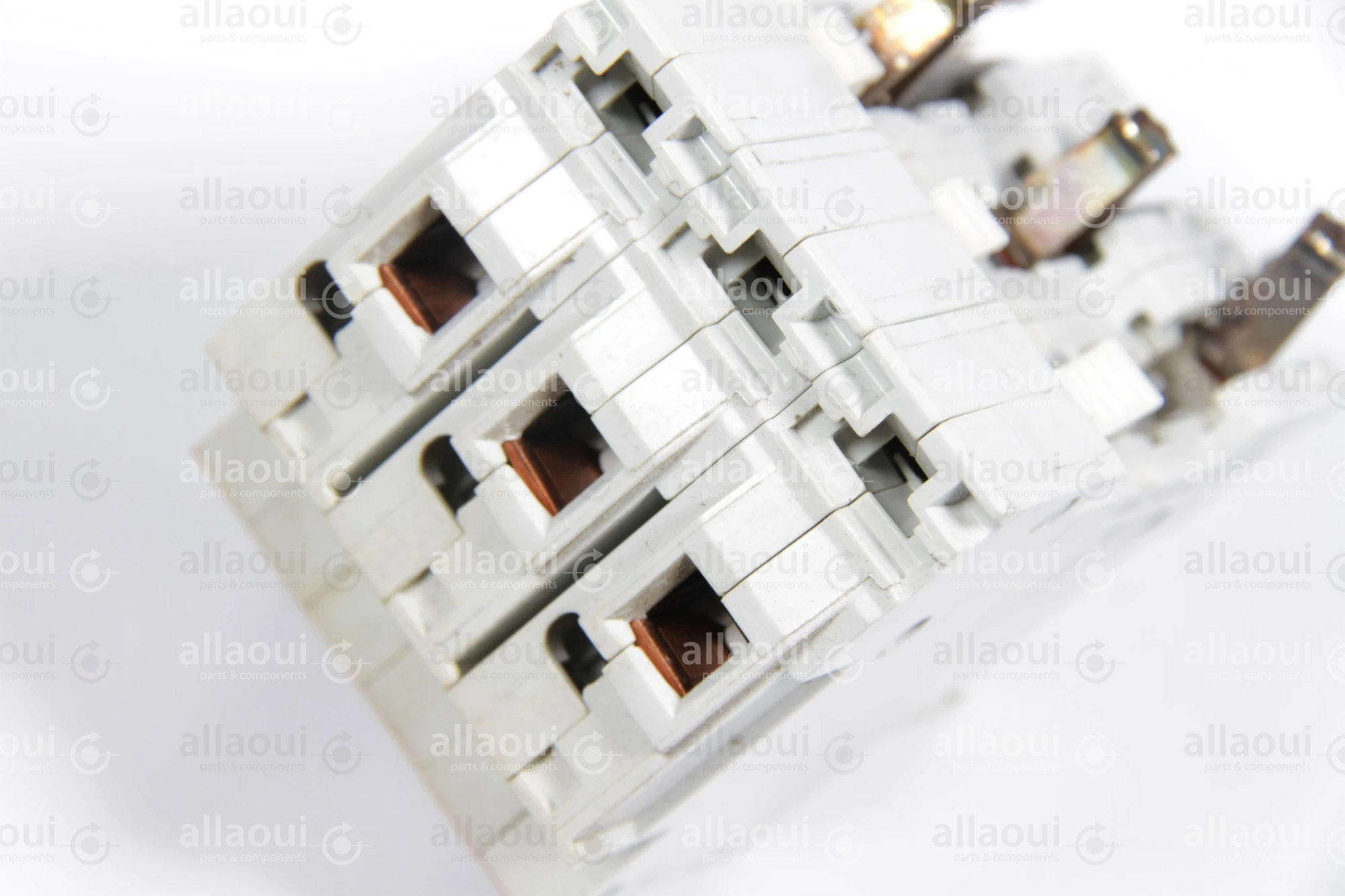 ABB LP3 C32 LP3 C32 ABB LP3 C32 LP3 C32