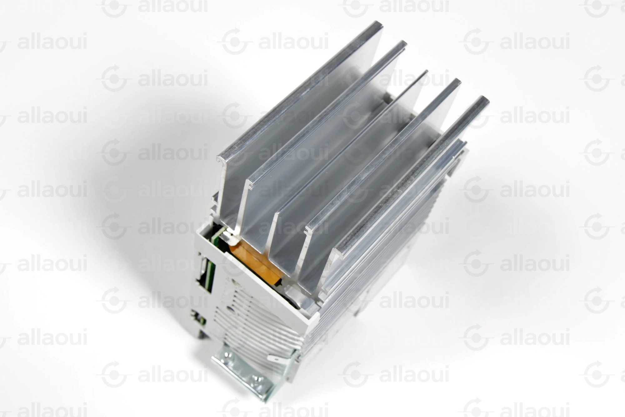 Lenze Frequency Converter 8200 Vector E82EV371_2C Lenze Frequency Converter 8200 Vector E82EV371_2C