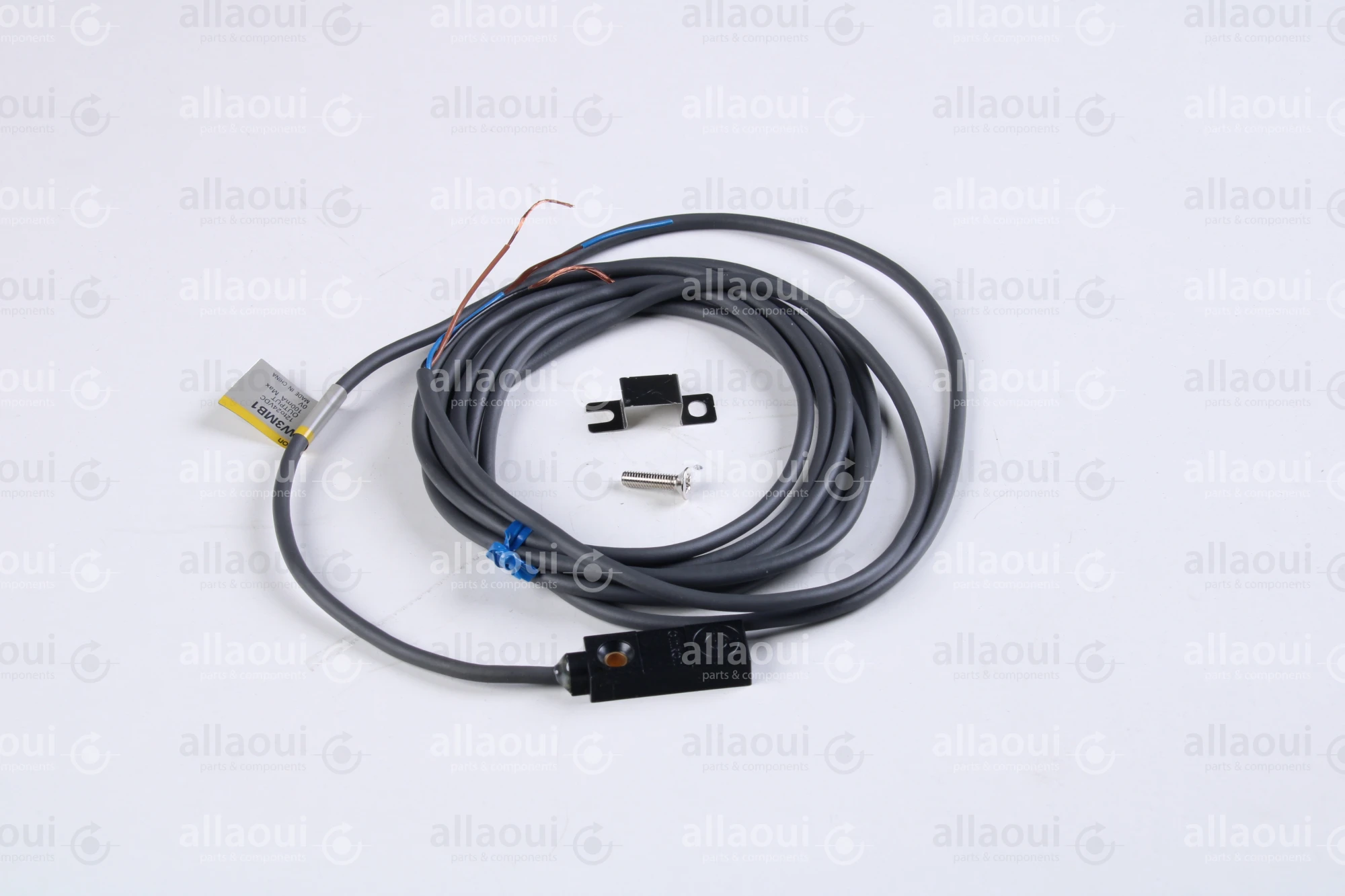 Omron Proximity sensor TL-W3MB1 Omron Proximity sensor TL-W3MB1