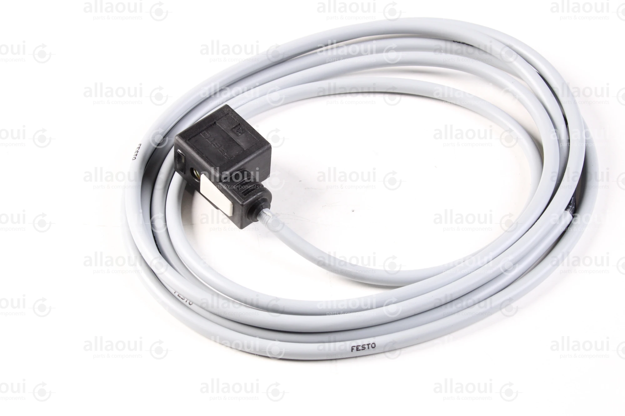 Festo plug socket with cable KMV-1-24DC-2,5-LED Festo plug socket with cable KMV-1-24DC-2,5-LED