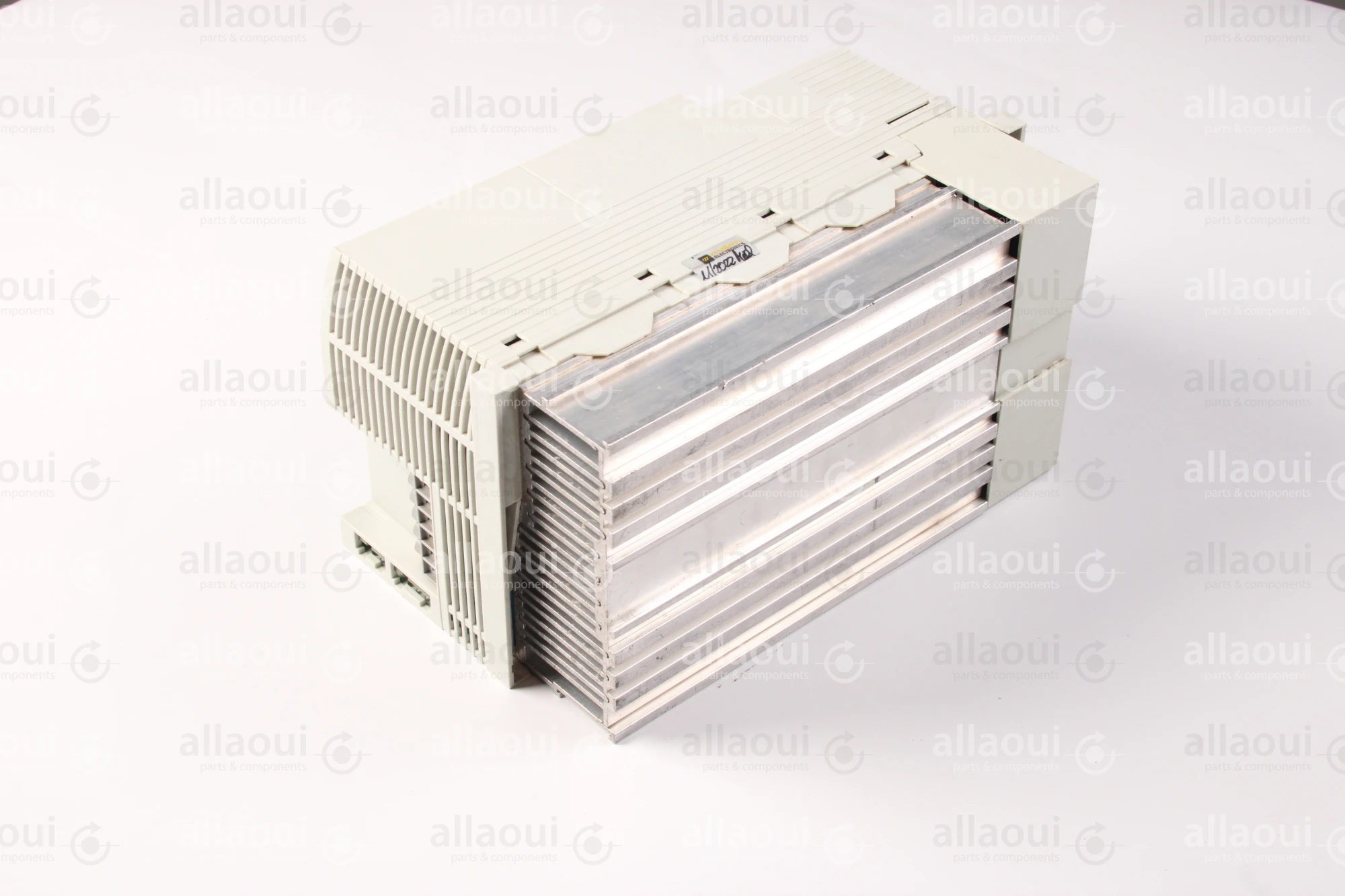 Lenze Frequency Inverter E82EV752K4C040 Lenze Frequency Inverter E82EV752K4C040