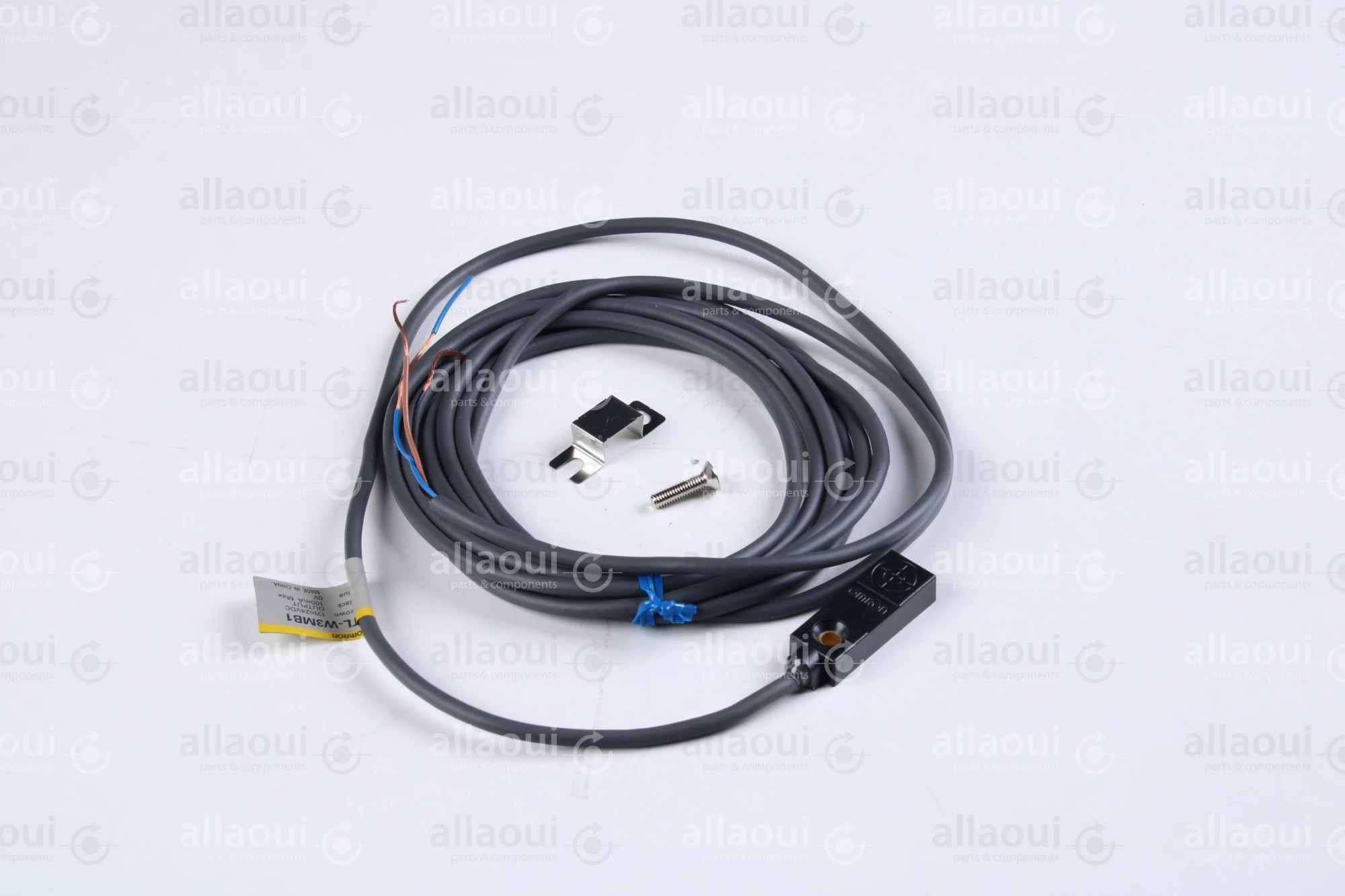 Omron Proximity sensor TL-W3MB1 Omron Proximity sensor TL-W3MB1