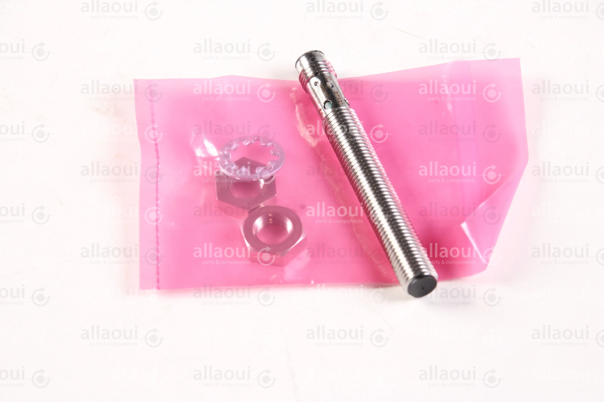 Omron Proximity Sensor E2B-S08LS02-MC-B1 Omron Proximity Sensor E2B-S08LS02-MC-B1