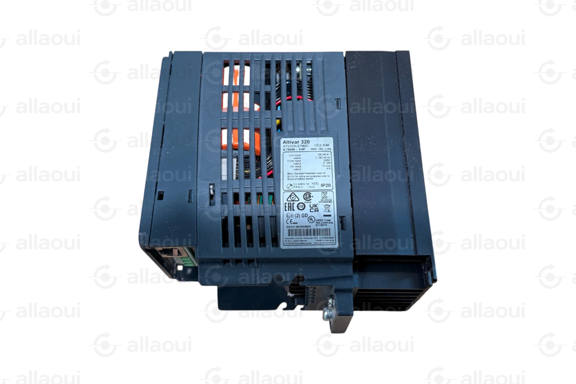 Schneider Electric Variable Speed Drive Altivar Machine ATV320 0.75kW 200-240V 1-phase Compact ATV320U07M2C Schneider Electric Variable Speed Drive Altivar Machine ATV320 0.75kW 200-240V 1-phase Compact ATV320U07M2C