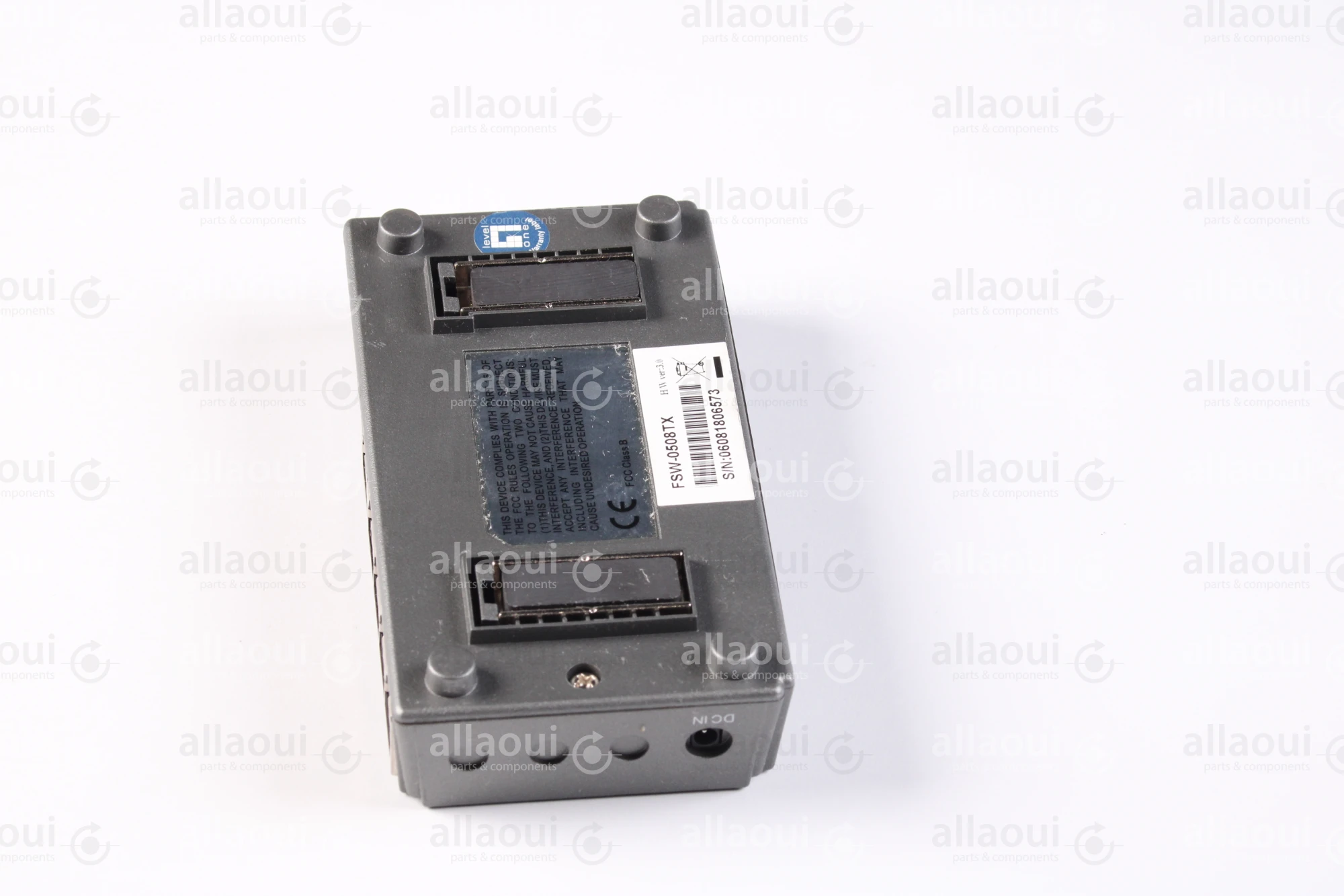 LevelOne 5-Port Fast Ethernet Switch FSW-0508TX LevelOne 5-Port Fast Ethernet Switch FSW-0508TX