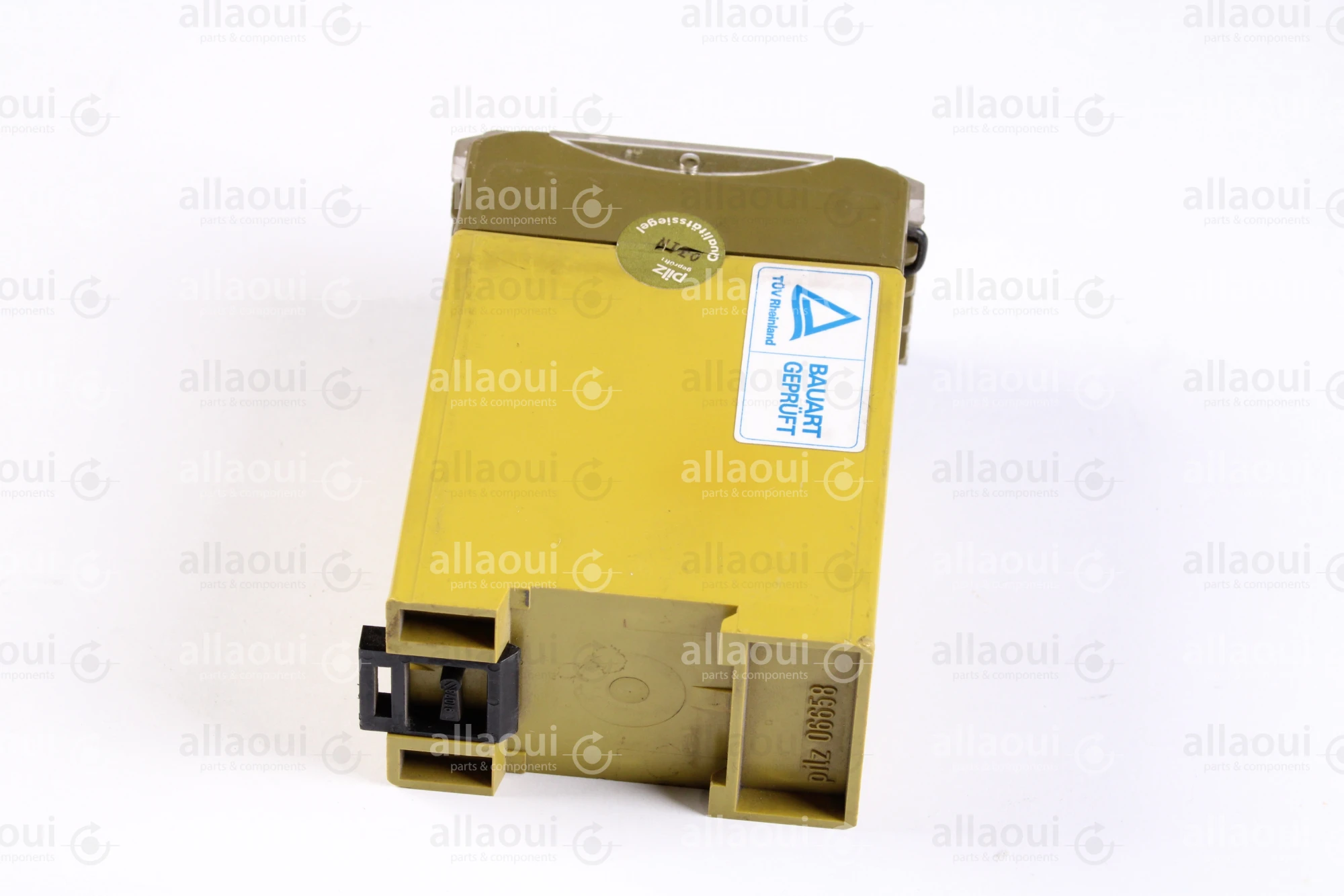 Pilz Safety Relay PNOZ 5 474590 Pilz Safety Relay PNOZ 5 474590