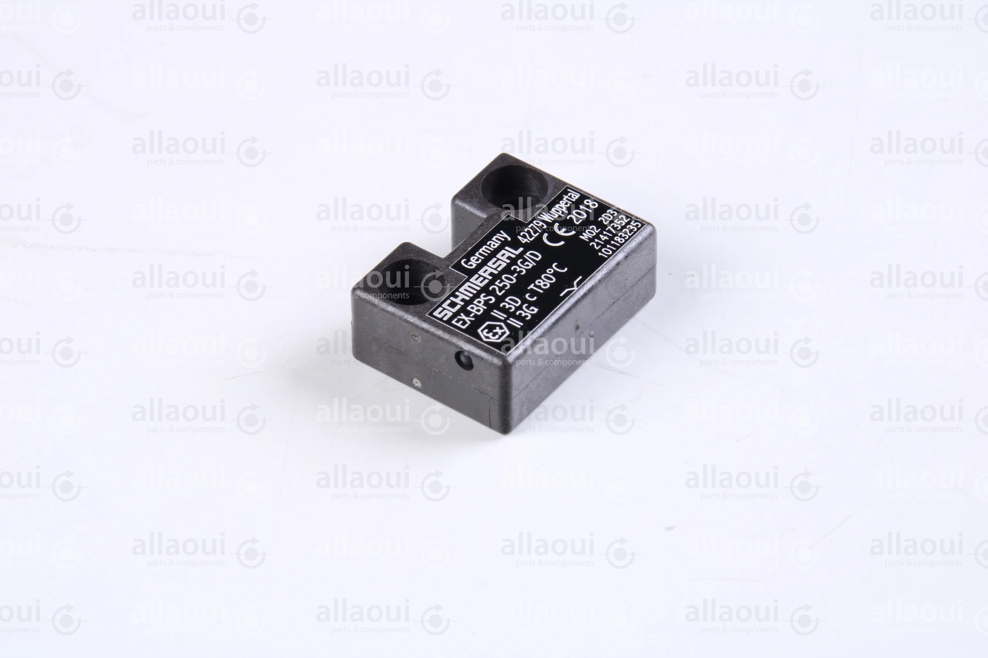 Schmersal Contact-Free Safety Switch 698-8751 Schmersal Contact-Free Safety Switch 698-8751