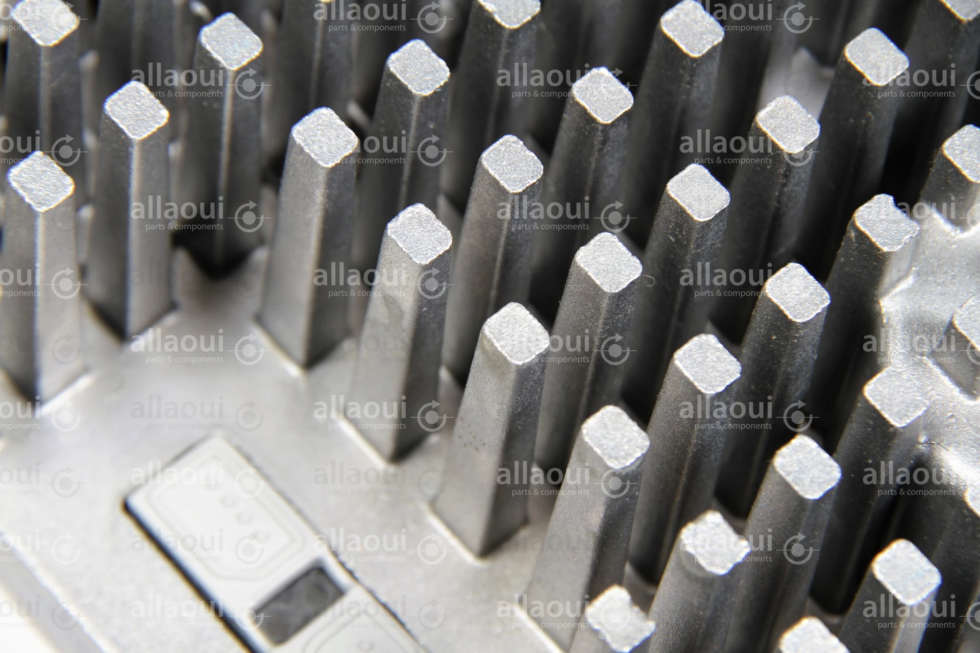 Lenze Frequency Converter E82MV251_2B001 Lenze Frequency Converter E82MV251_2B001