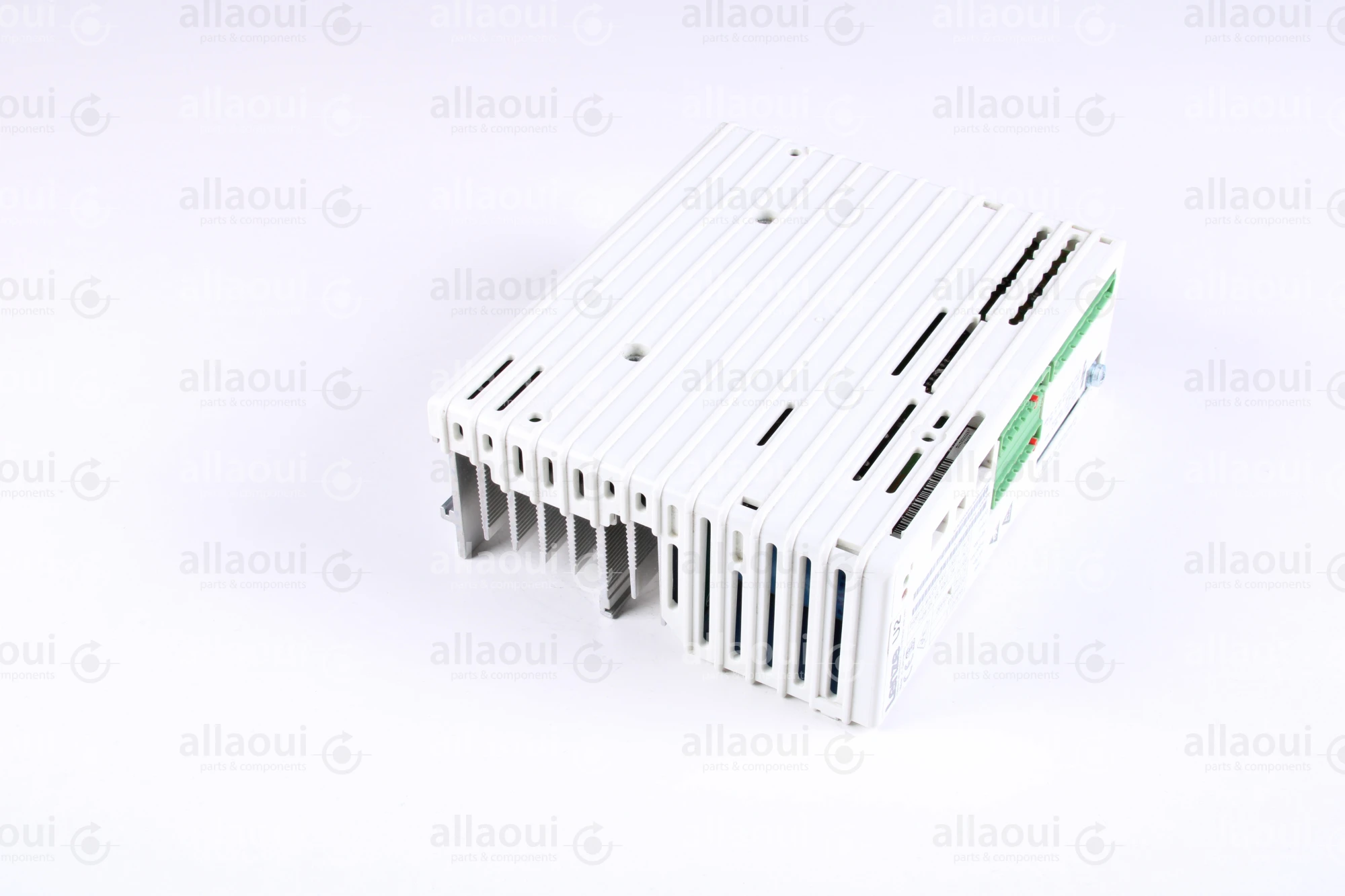 Lenze Frequency Converter 33.8201_E 33.8201_E Lenze Frequency Converter 33.8201_E 33.8201_E