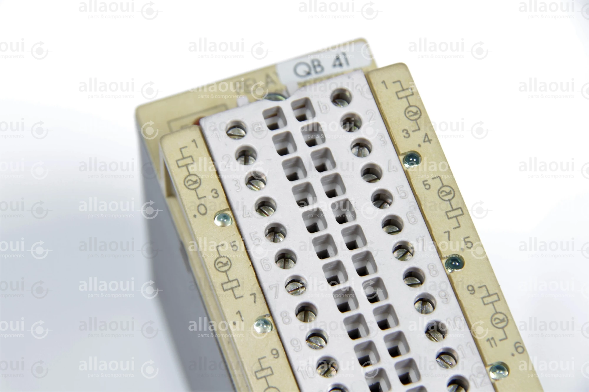 Siemens Relay 6ES5 451-8MR12 E-Stand 03 6ES5 451-8MR12 Siemens Relay 6ES5 451-8MR12 E-Stand 03 6ES5 451-8MR12