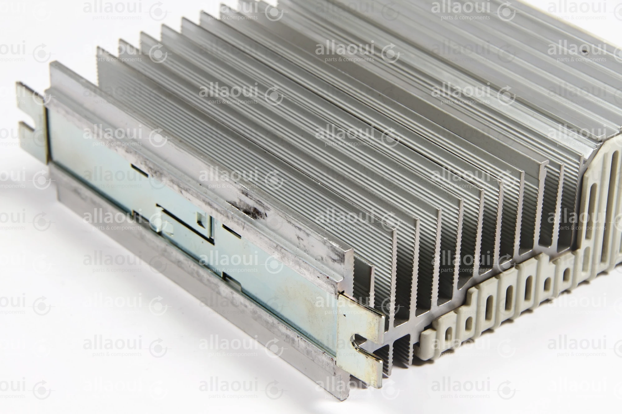 Lenze Frequency Inverter 33.8202_E Lenze Frequency Inverter 33.8202_E