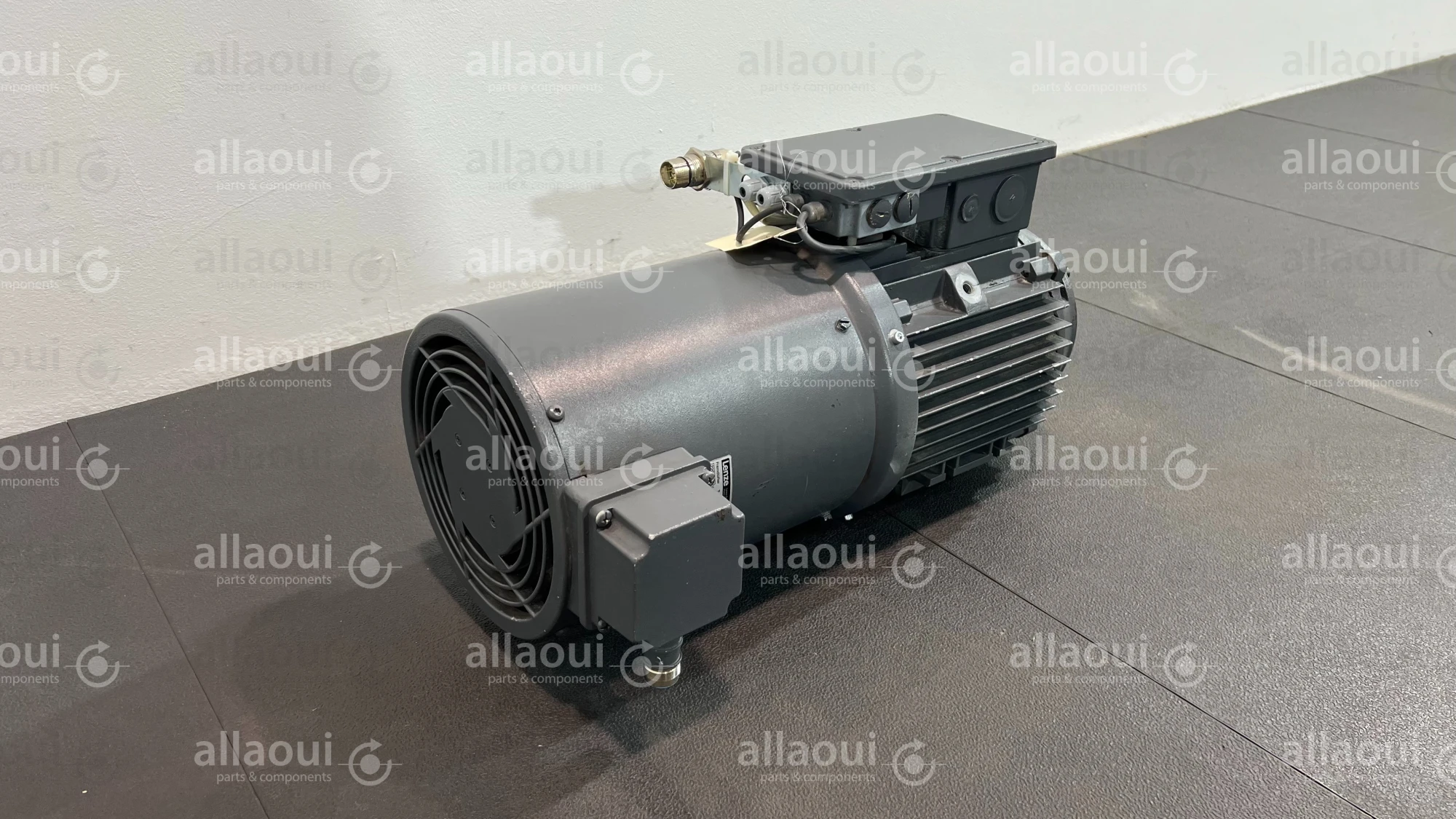 Lenze Motor MDFMABS112-22B Lenze Motor MDFMABS112-22B