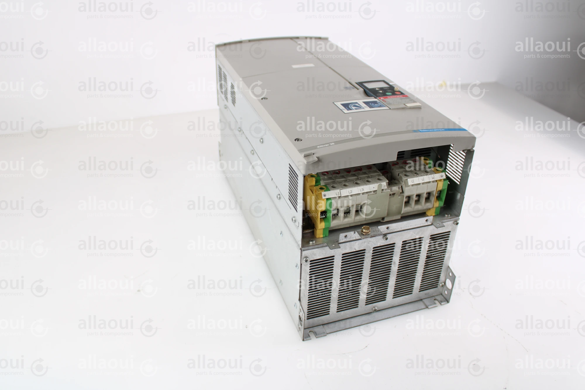 Telemecanique Frequency Converter ATV38HD46N4 Telemecanique Frequency Converter ATV38HD46N4