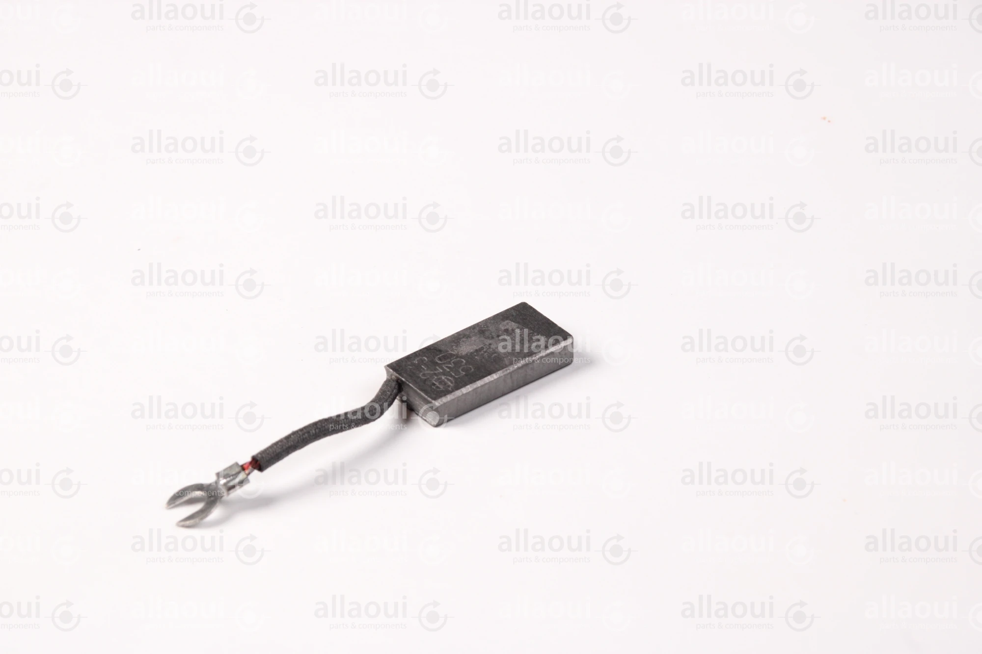 Komori Carbon Brush CarbonBrush6x15x32 Komori Carbon Brush CarbonBrush6x15x32