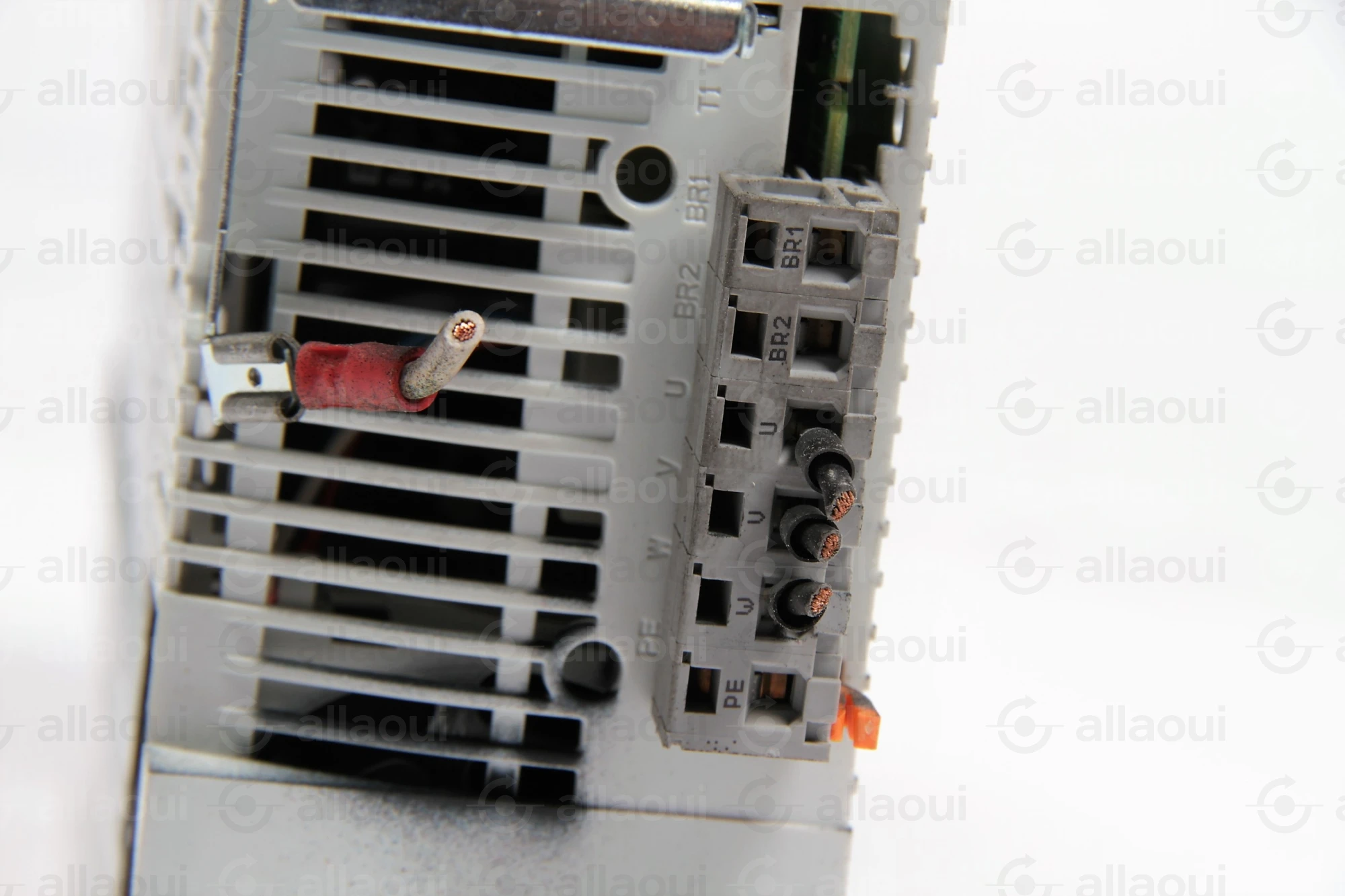 Lenze Frequency Inverter E82EV152_4C E82EV152_4C Lenze Frequency Inverter E82EV152_4C E82EV152_4C