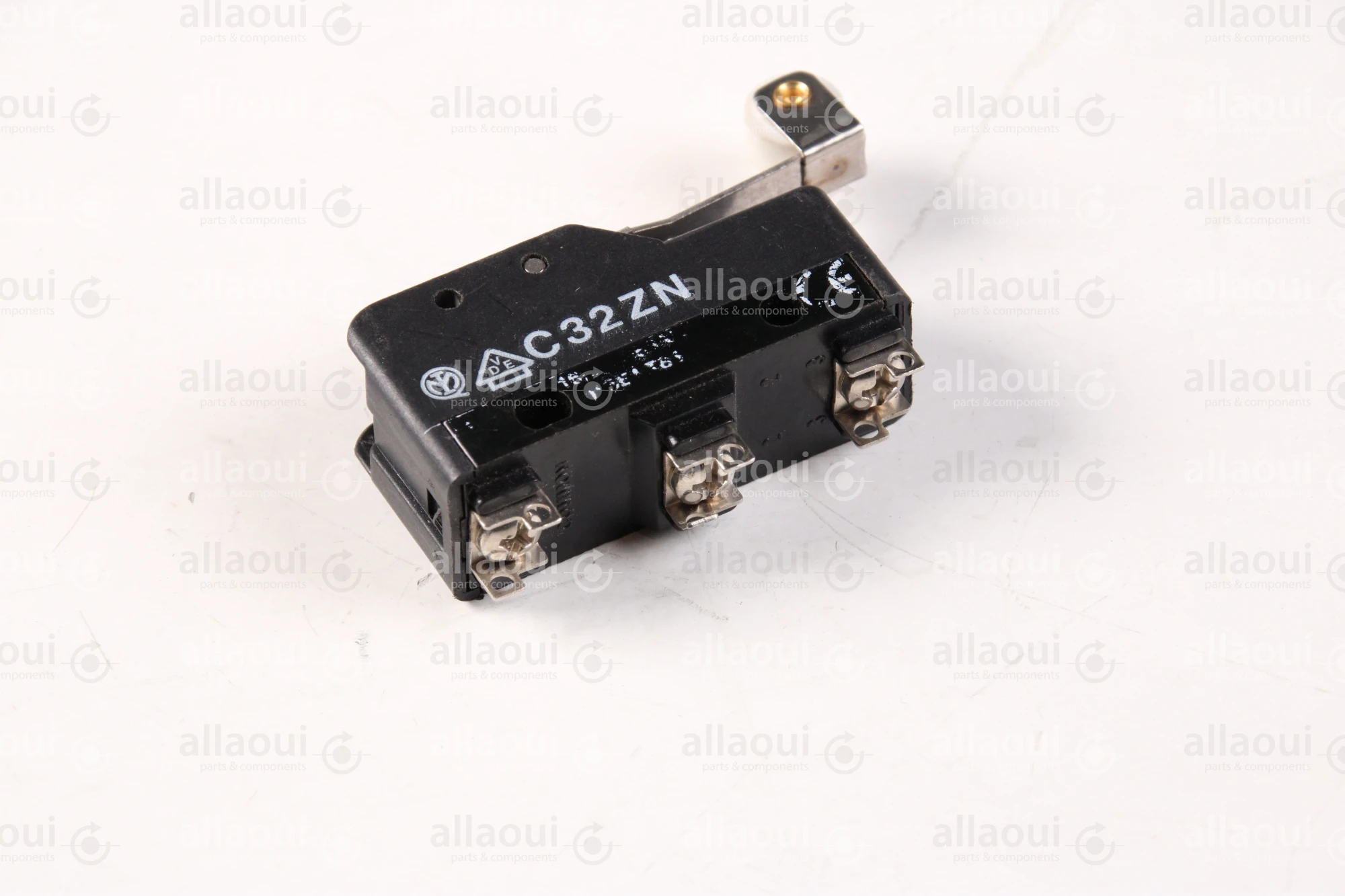 Sematic Micro Switch C32ZN