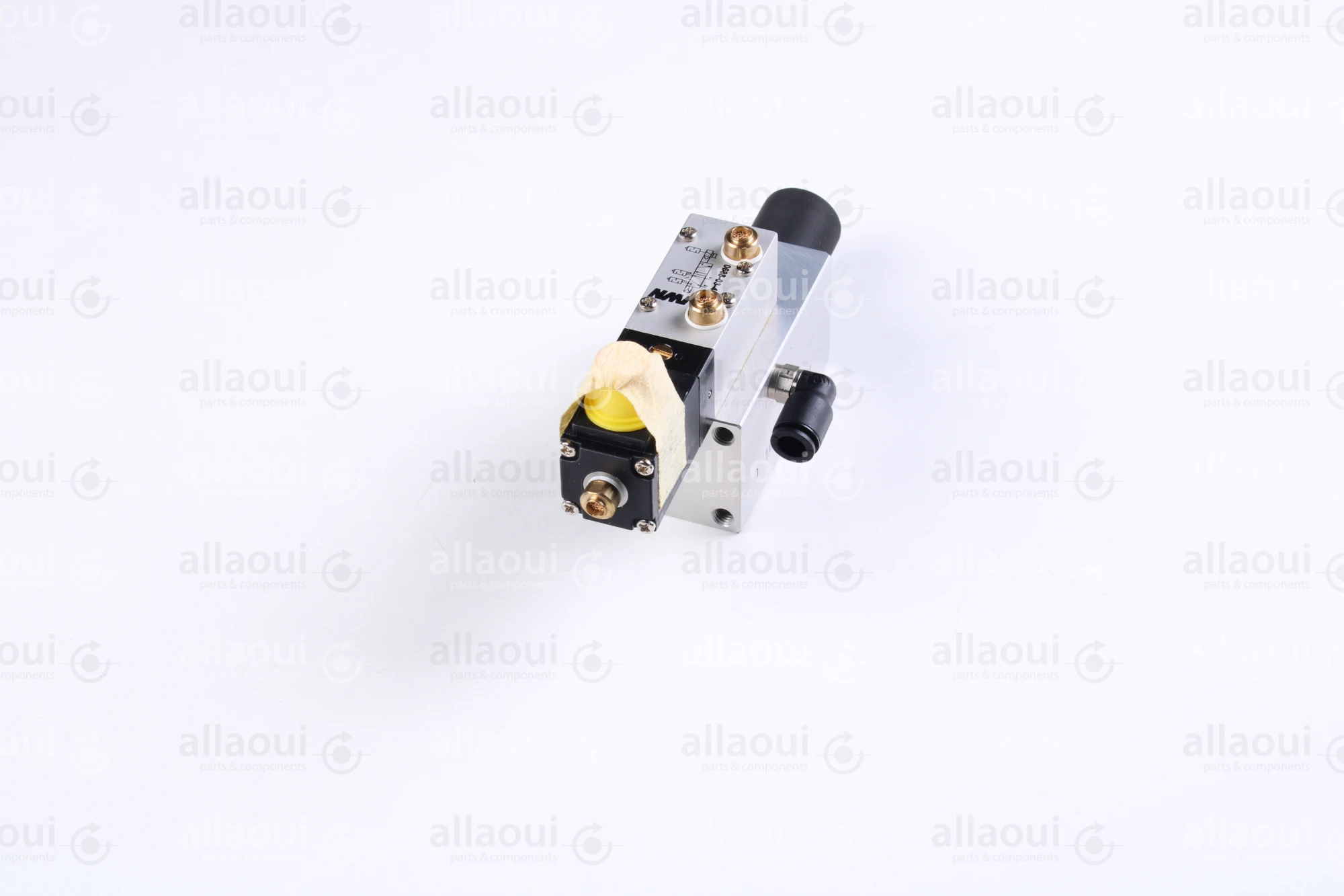 IWN GmbH & Co. Valve and Compressed Air Cylinder 80.10Q13-1191 IWN GmbH & Co. Valve and Compressed Air Cylinder 80.10Q13-1191