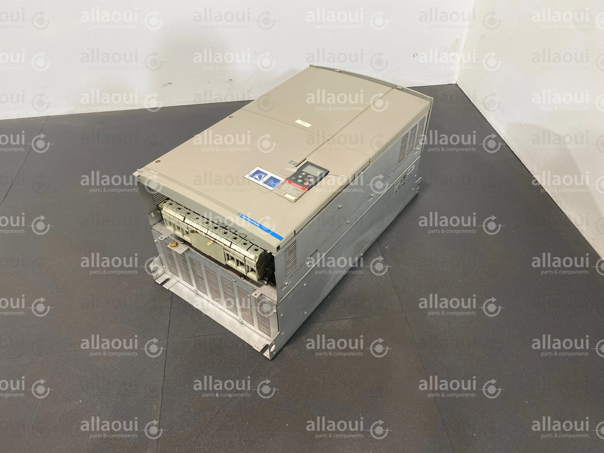 Telemecanique Frequenzy Converter ATV38HD54N4 Telemecanique Frequenzy Converter ATV38HD54N4