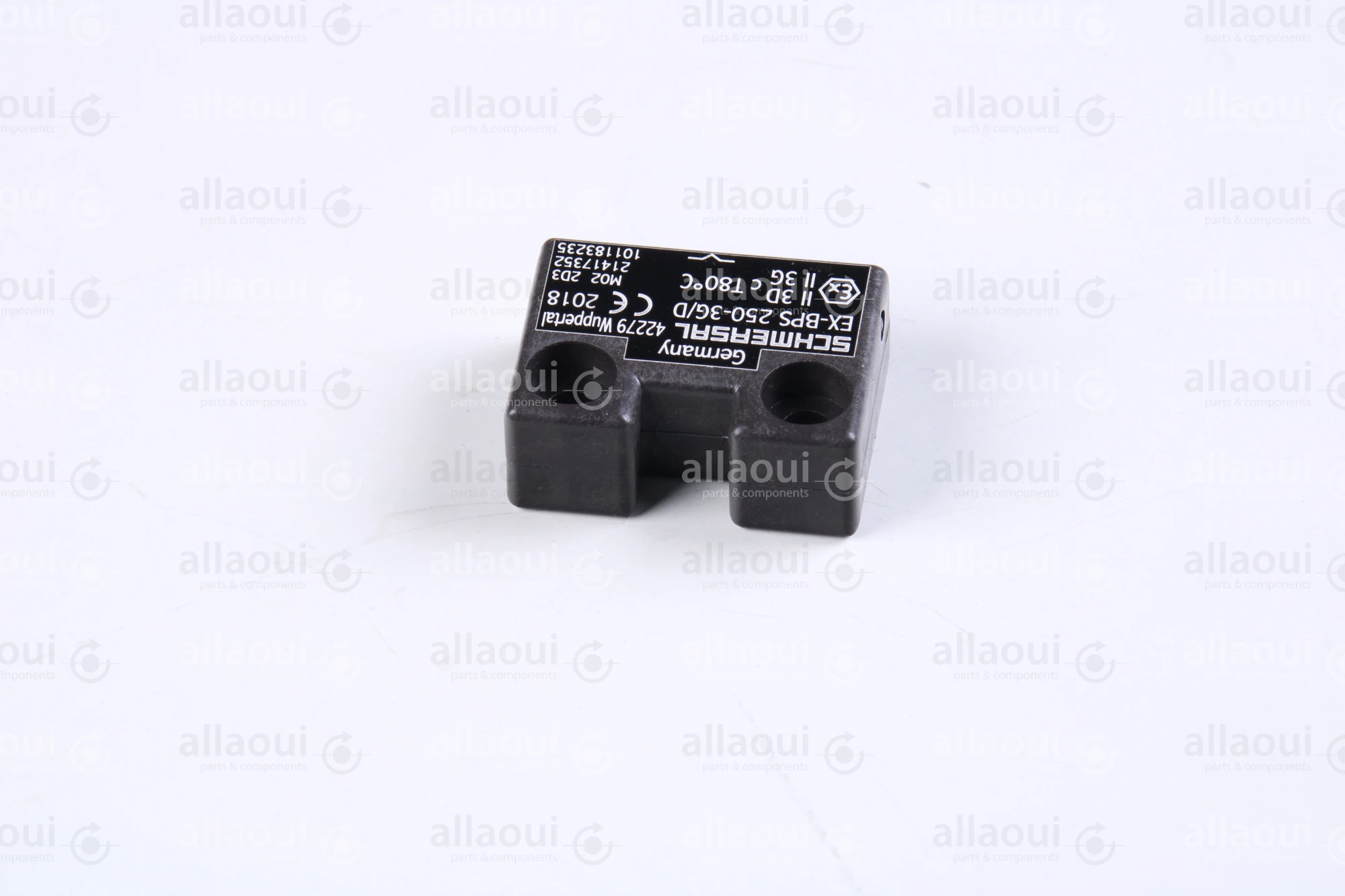 Schmersal Contact-Free Safety Switch 698-8751 Schmersal Contact-Free Safety Switch 698-8751