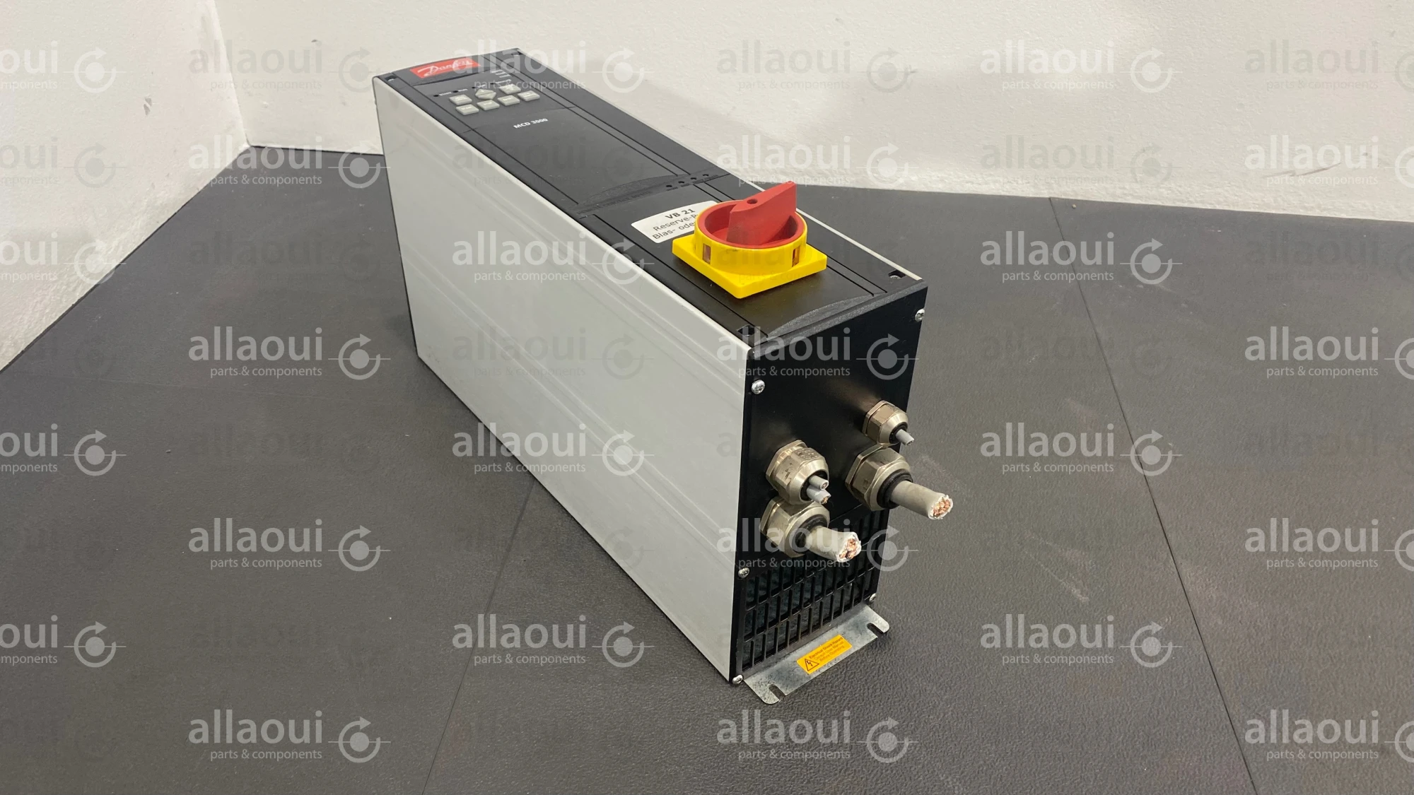 Danfoss Softstarter MCD3000 MCD3015-T5-B21-CV4 Danfoss Softstarter MCD3000 MCD3015-T5-B21-CV4