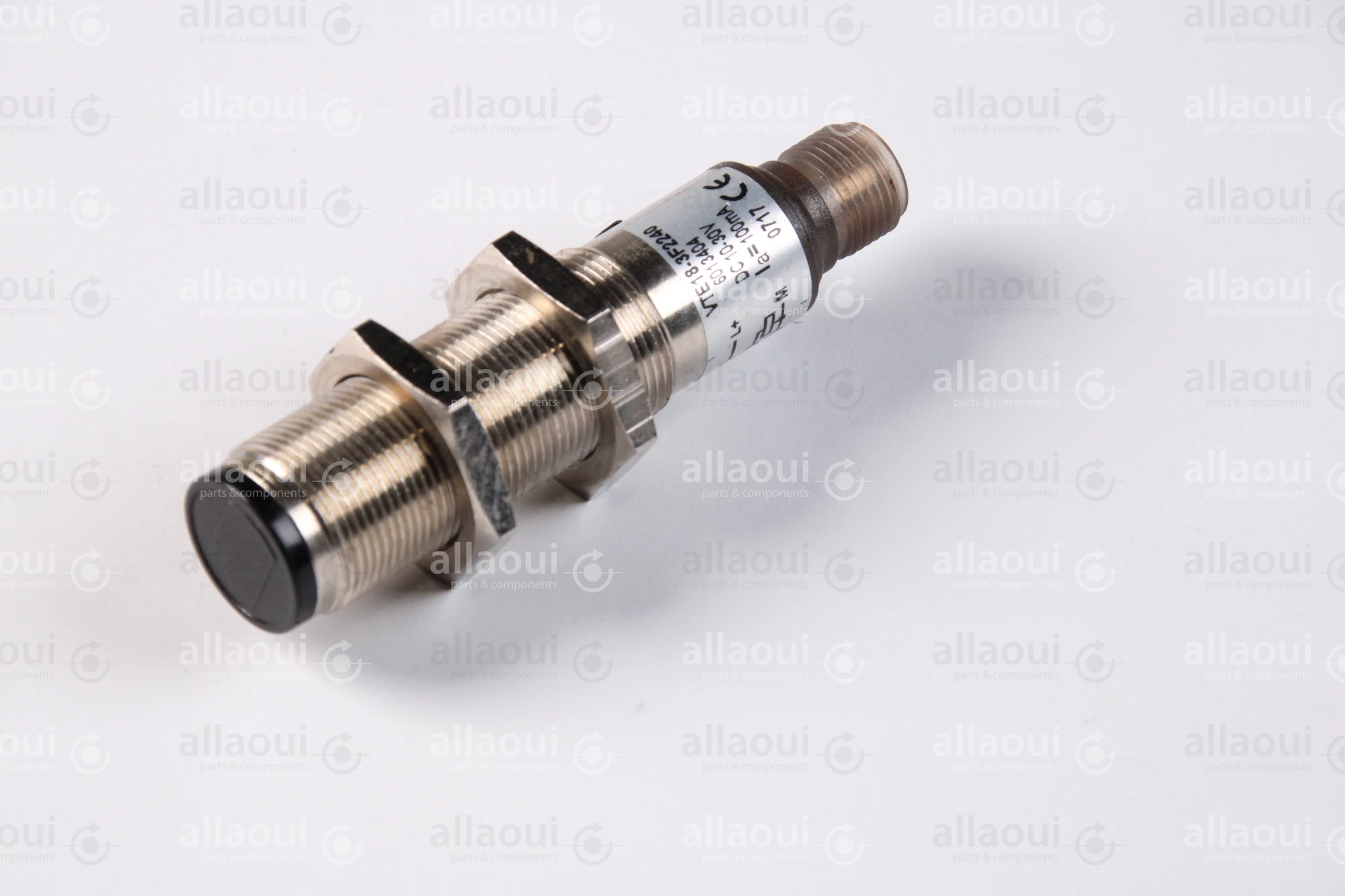 Sick Light Button VTE18-3F2240 Sick Light Button VTE18-3F2240