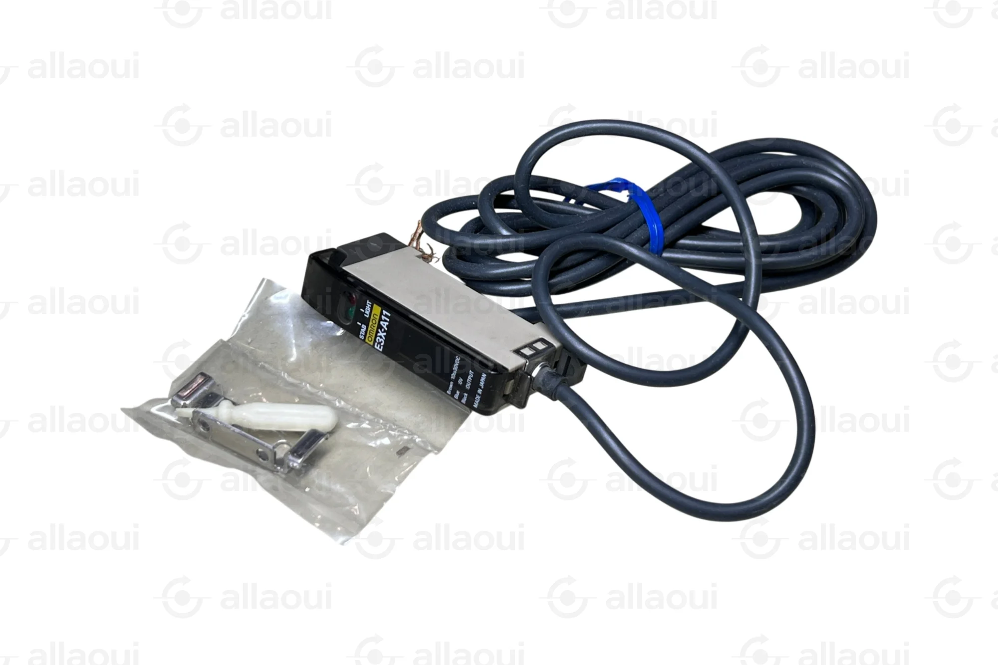 Omron Omron E3X-A11 Fiber-Optic Photoelectric Sensor Red LED NPN Output E3X-A11 Omron Omron E3X-A11 Fiber-Optic Photoelectric Sensor Red LED NPN Output E3X-A11