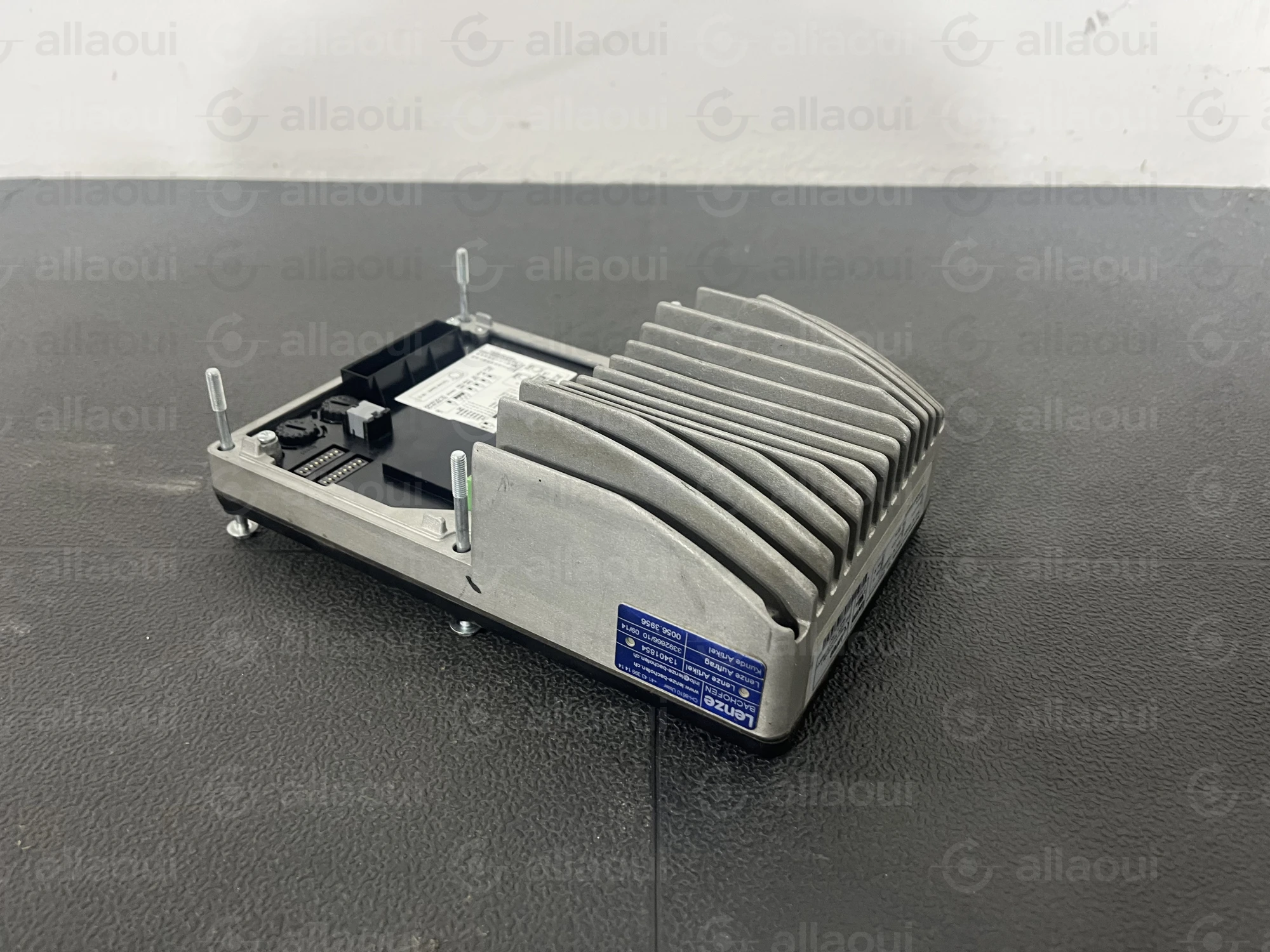 Lenze Drive Unit E84D GDVB75142PS Lenze Drive Unit E84D GDVB75142PS