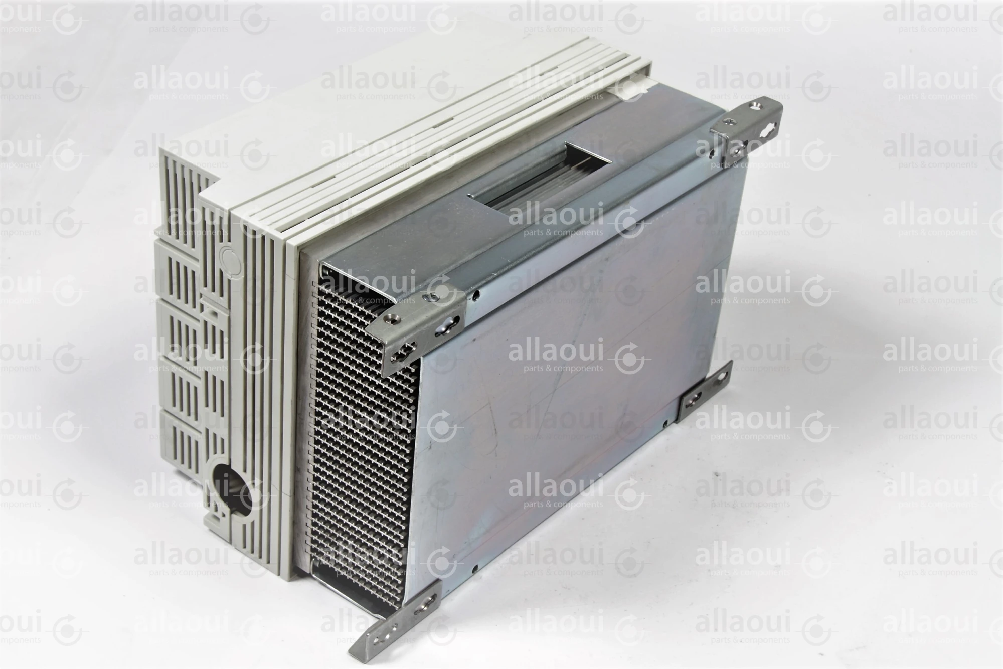 Lenze Frequency Converter EVS9328-ES Lenze Frequency Converter EVS9328-ES