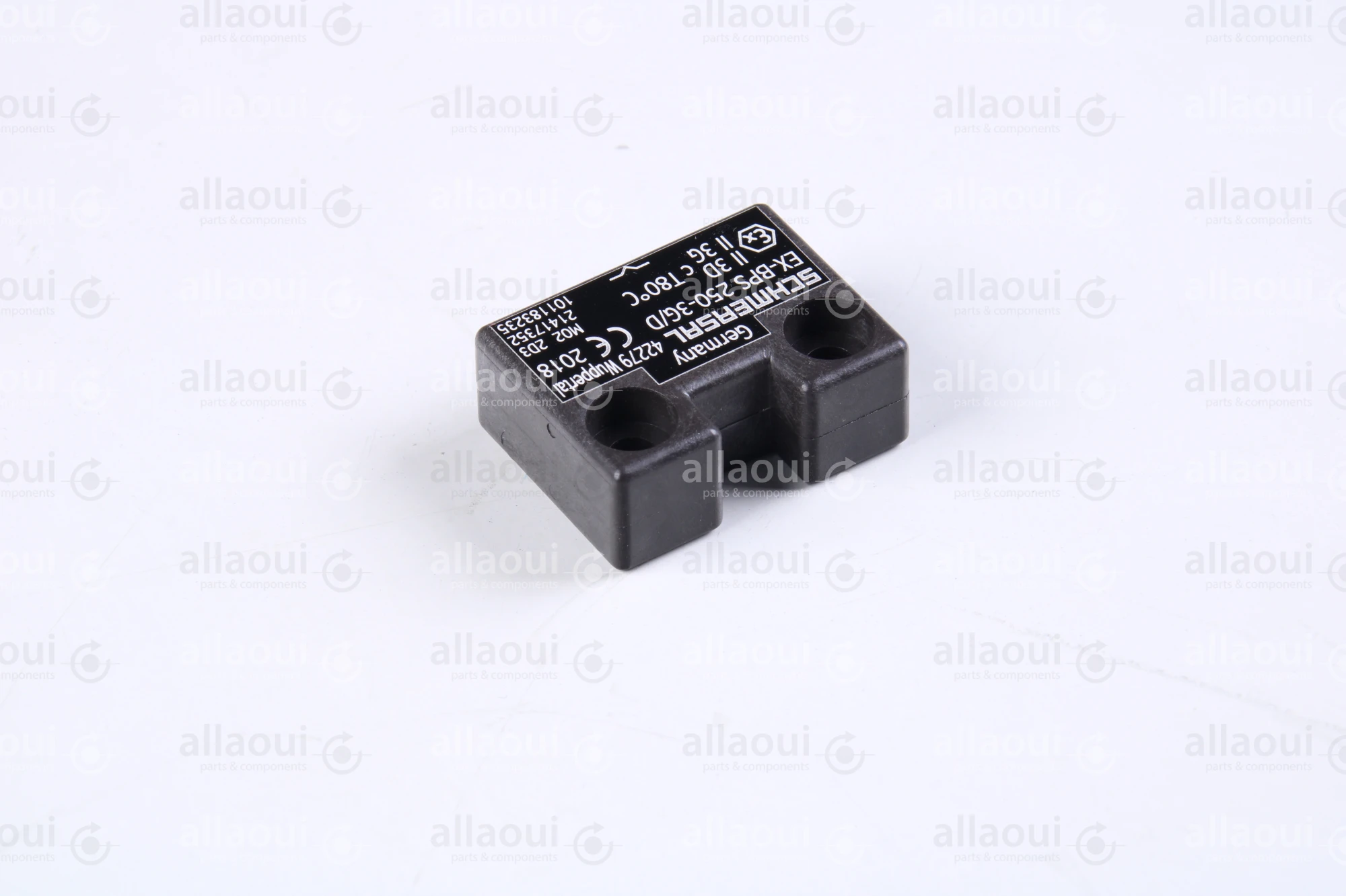 Schmersal Contact-Free Safety Switch 698-8751 Schmersal Contact-Free Safety Switch 698-8751