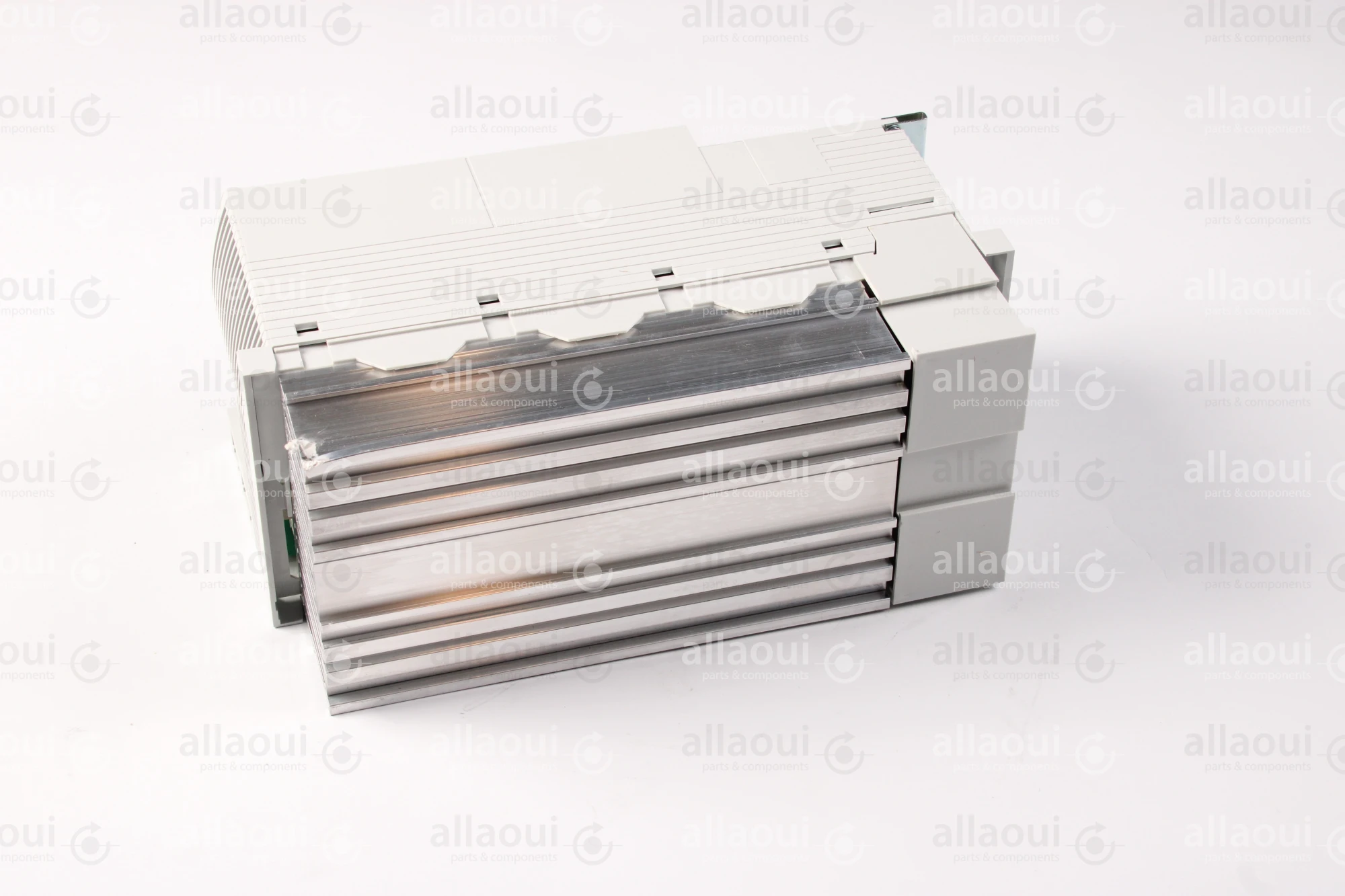 Lenze Frequency Inverter E82EV552K4C Lenze Frequency Inverter E82EV552K4C