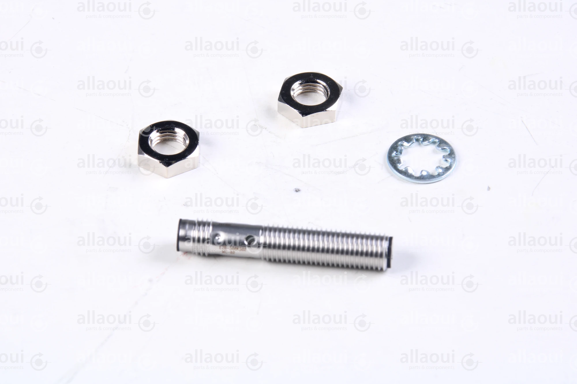 Omron Proximity Sensor E2B-S08KS-MC-B2 Omron Proximity Sensor E2B-S08KS-MC-B2