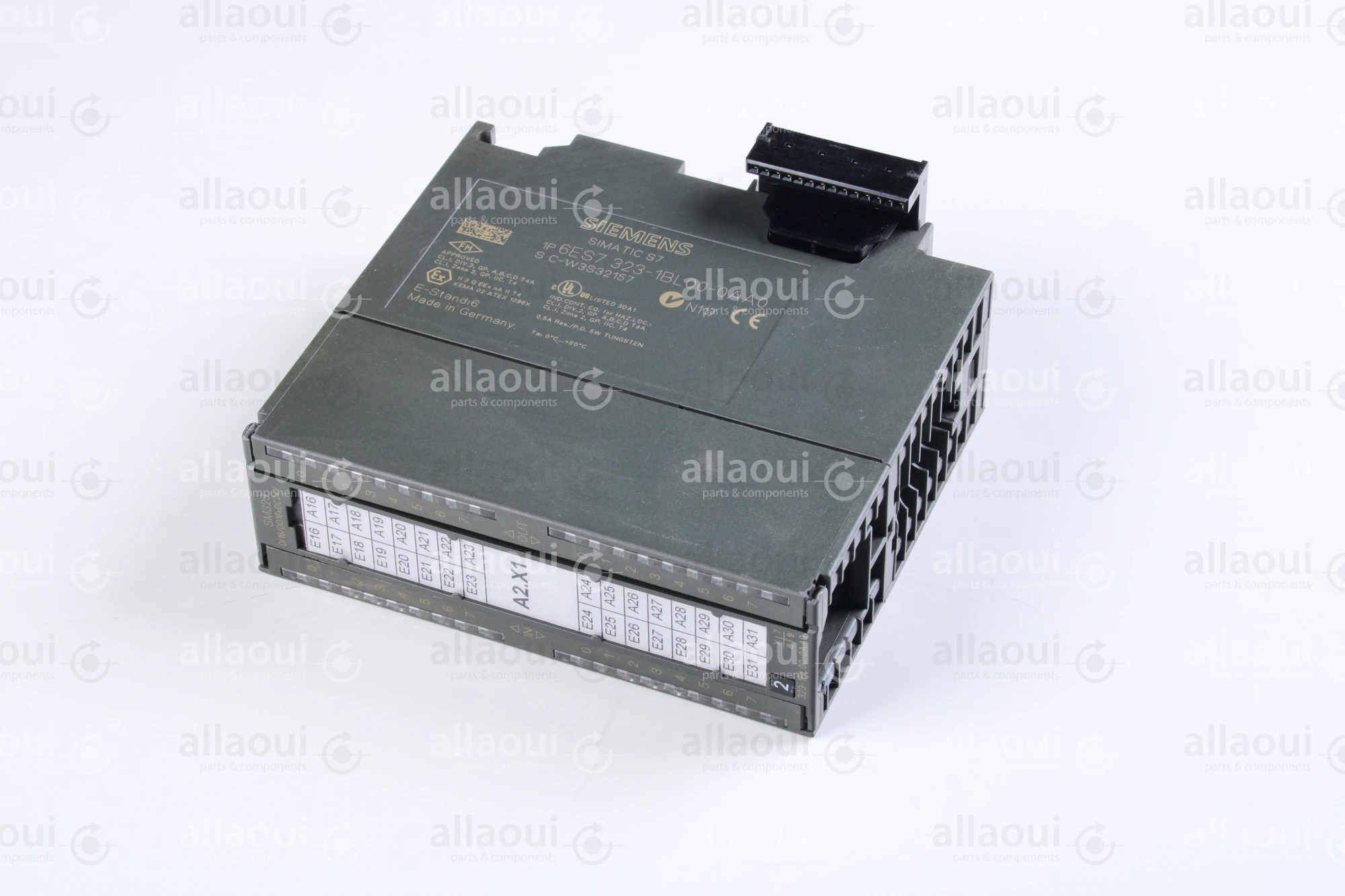 Siemens Digital Module + Bus Connector 6ES7323-1BL00-0AA0 + Busverbinder Siemens Digital Module + Bus Connector 6ES7323-1BL00-0AA0 + Busverbinder