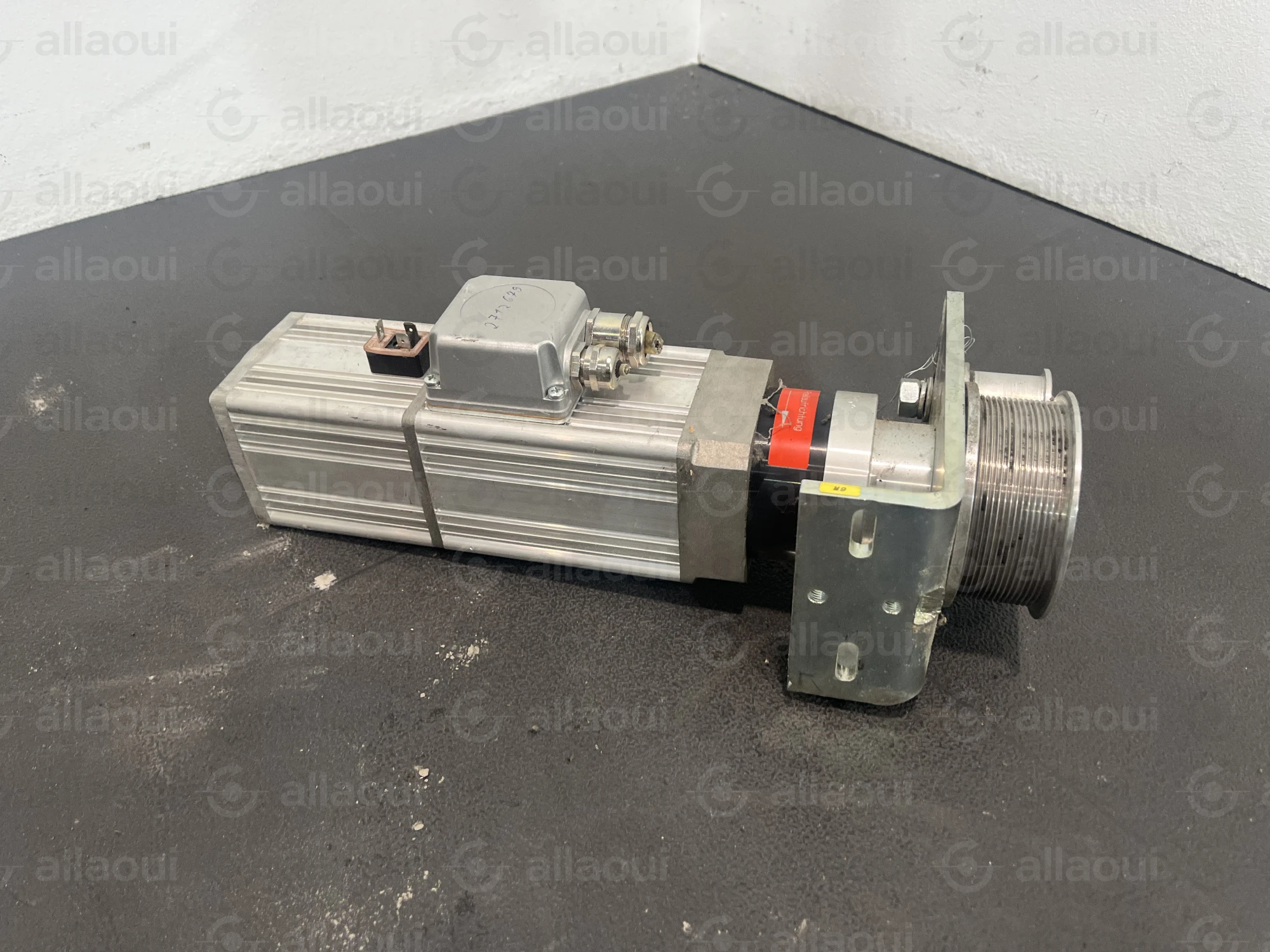 Weg motor UEGP 523 T/586 Weg motor UEGP 523 T/586