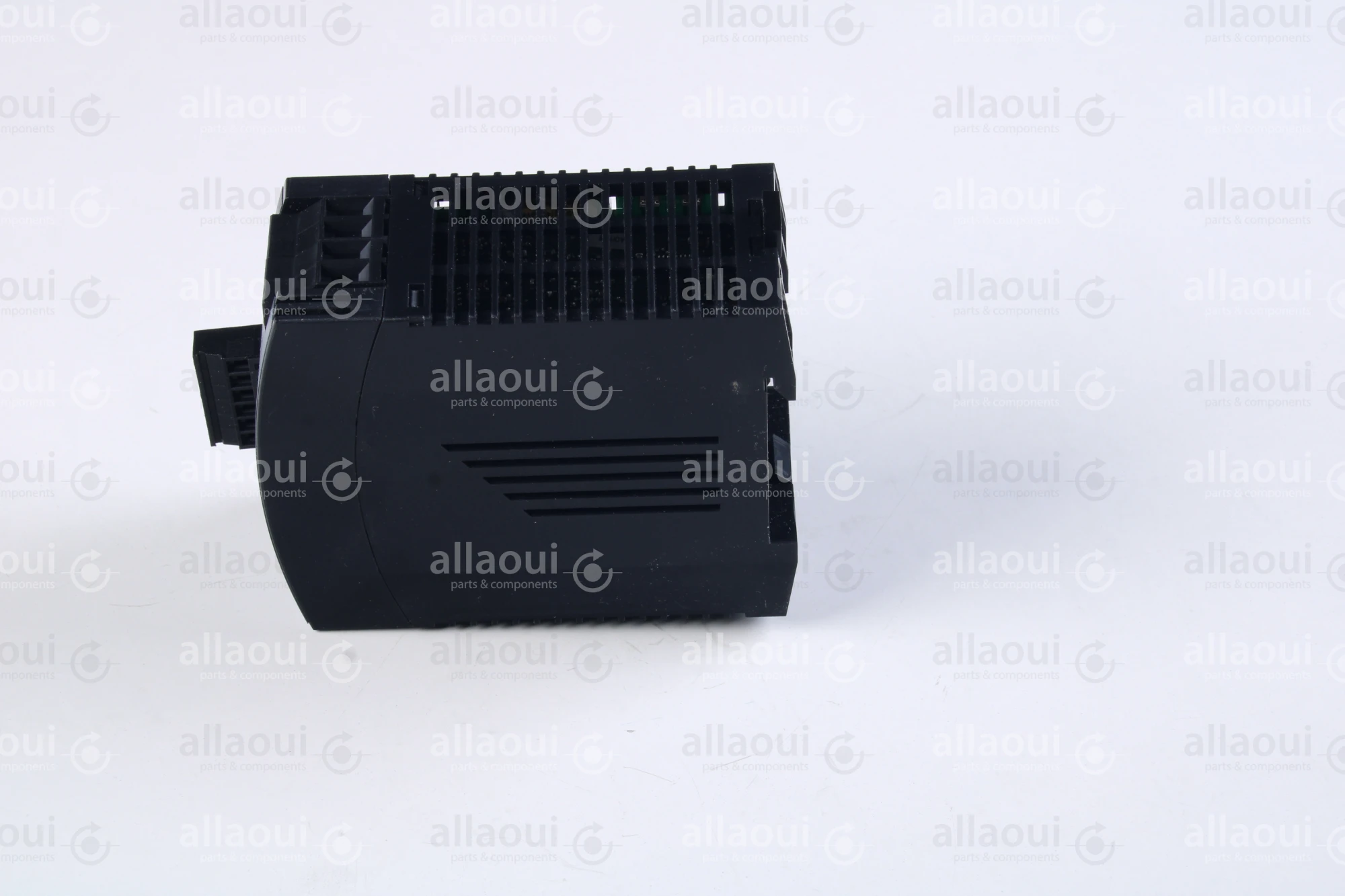 Puls 4-channel protection module (1 input + 4 outputs) with NEC Class 2 PISA 11.206212 Puls 4-channel protection module (1 input + 4 outputs) with NEC Class 2 PISA 11.206212