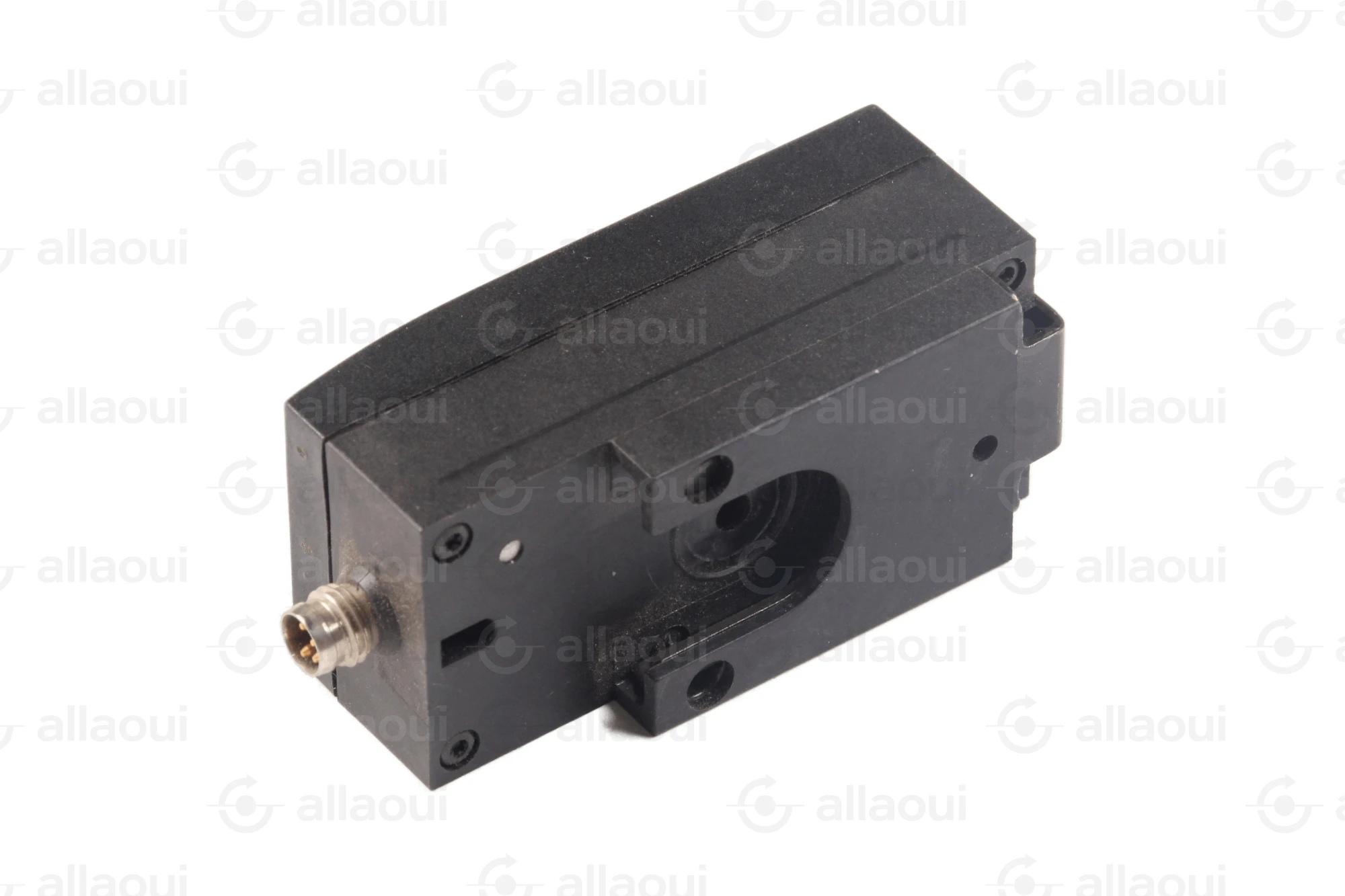 Festo Pressure Sensor SDE1-D10-G2-R18-C-P2-M8 Festo Pressure Sensor SDE1-D10-G2-R18-C-P2-M8