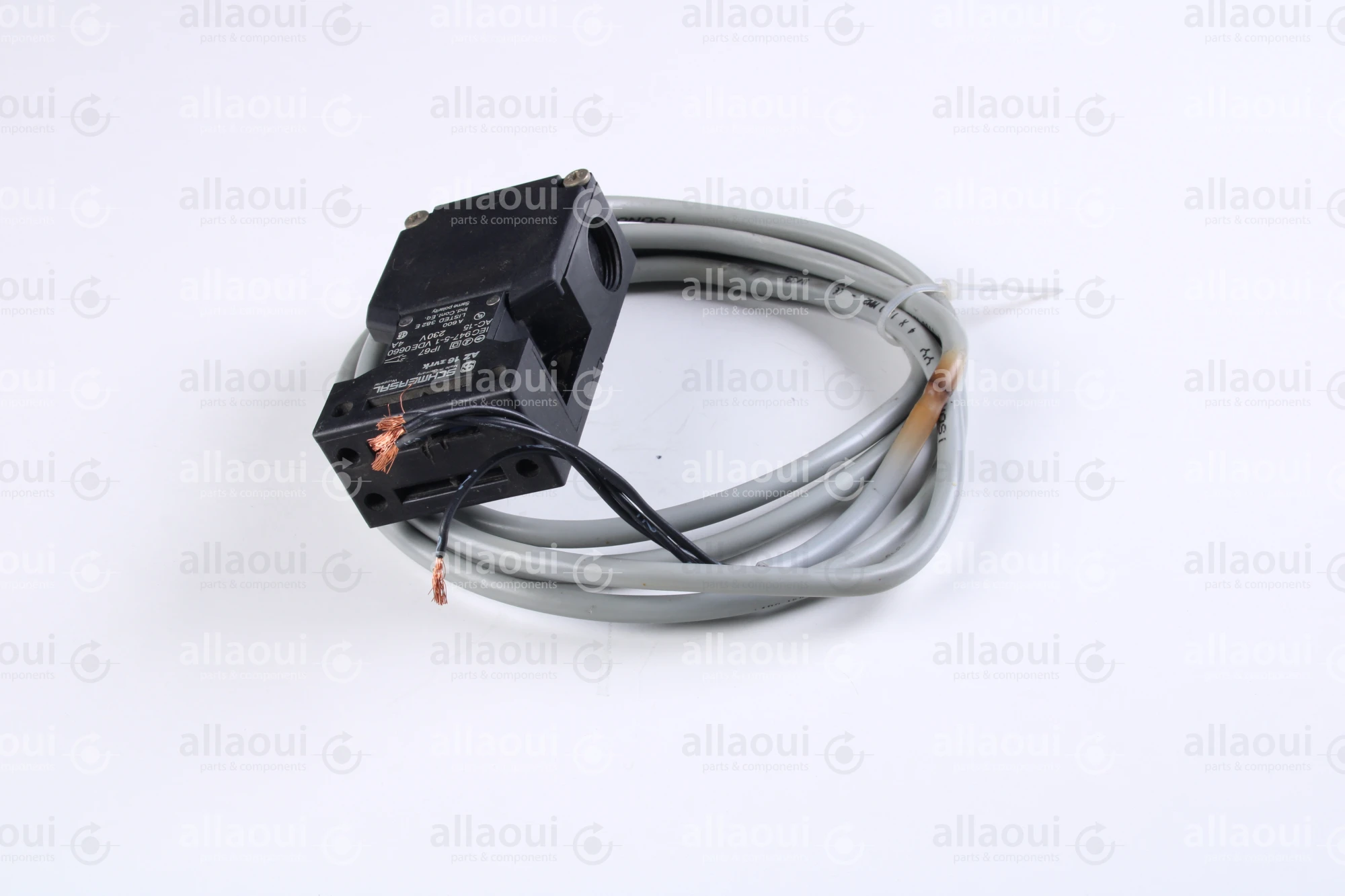 Schmersal Safety Switch + Control Cable AZ16ZVRK Schmersal Safety Switch + Control Cable AZ16ZVRK